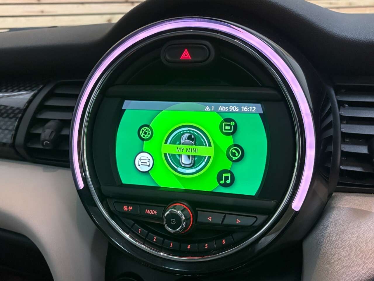 2018 MINI HATCH 2018 MINI HATCH