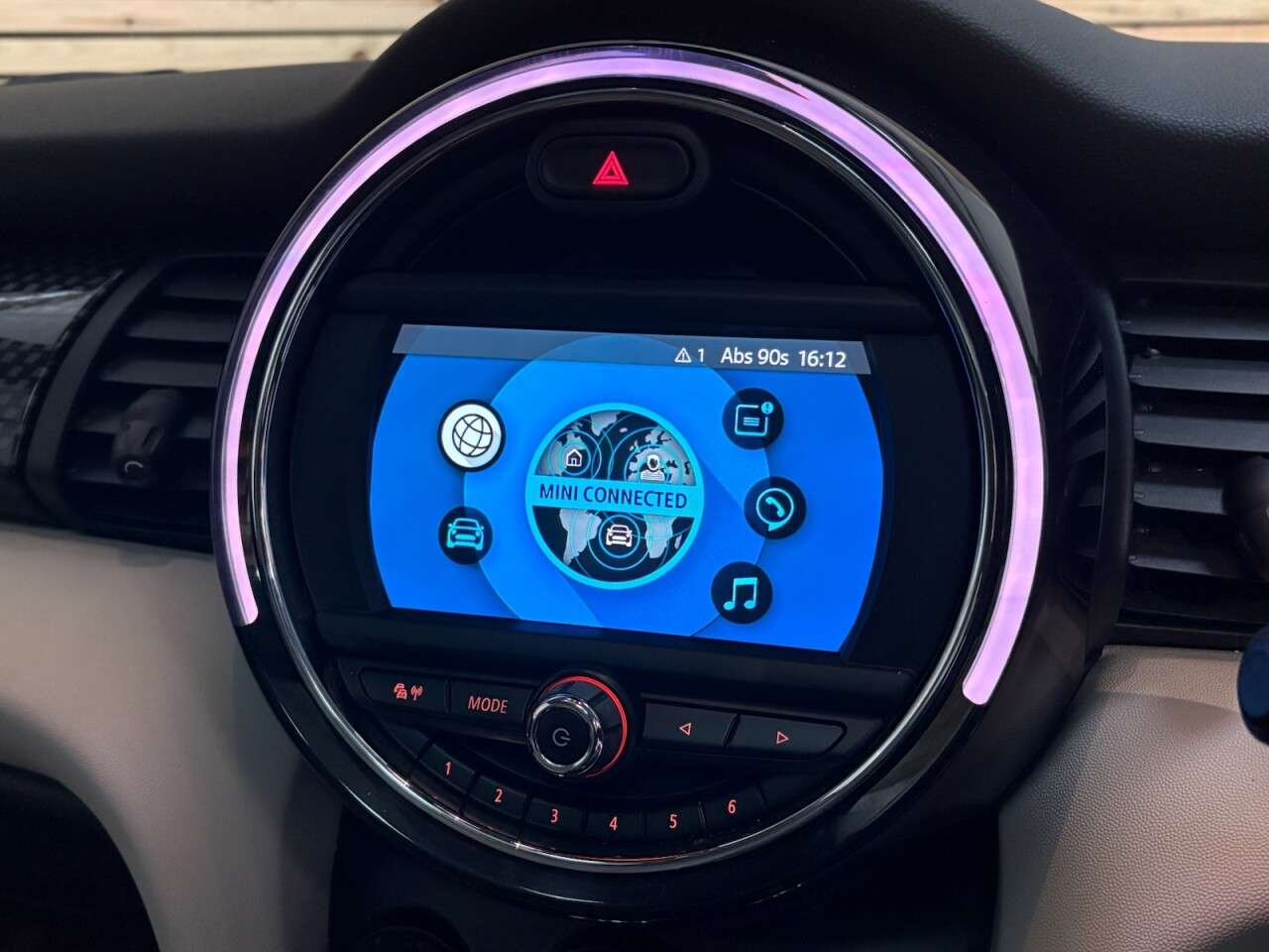 2018 MINI HATCH 2018 MINI HATCH