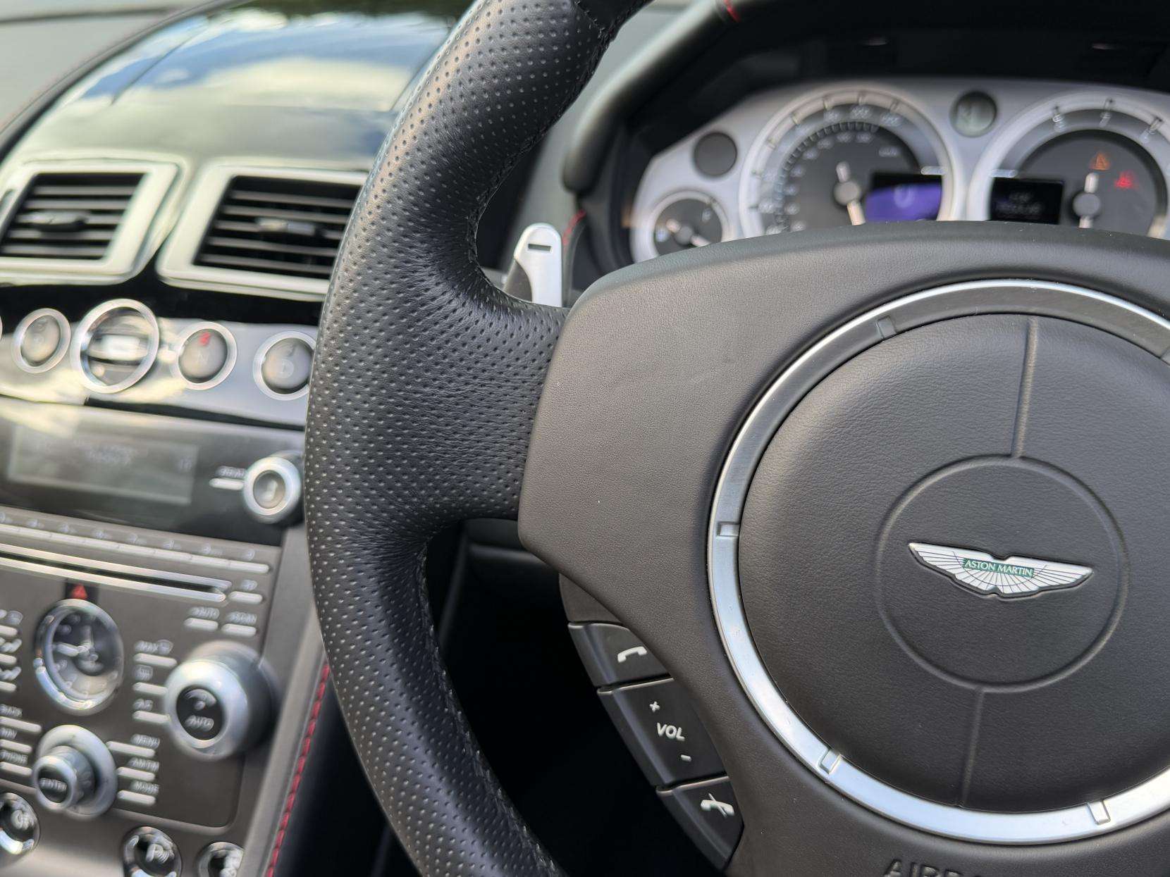 2014 ASTON MARTIN VANTAGE 2014 ASTON MARTIN VANTAGE