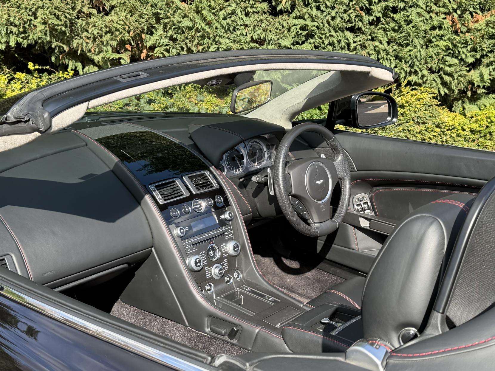 2014 ASTON MARTIN VANTAGE 2014 ASTON MARTIN VANTAGE