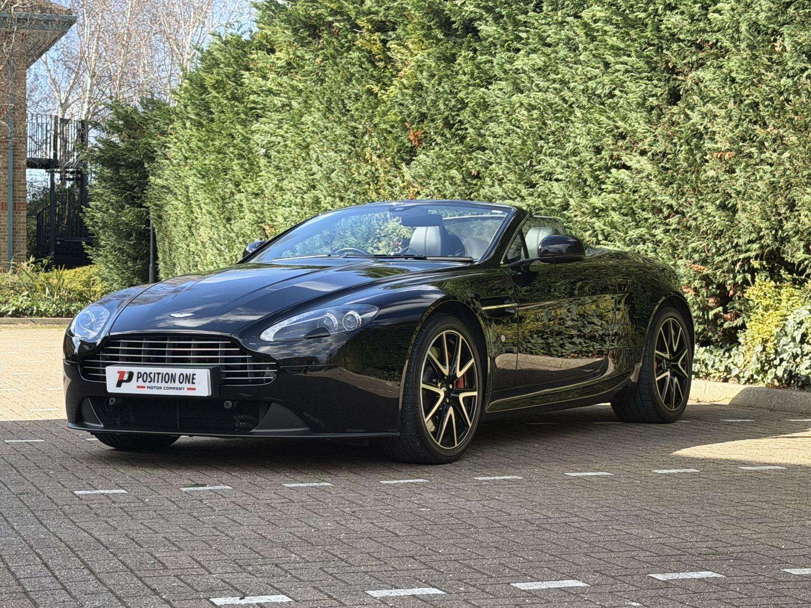 A 2014 ASTON MARTIN VANTAGE 4.7 V8 Roadster 2dr Petrol Sportshift II Euro 5 (420 bhp) A 2014 ASTON MARTIN VANTAGE 4.7 V8 Roadster 2dr Petrol Sportshift II Euro 5 (420 bhp)