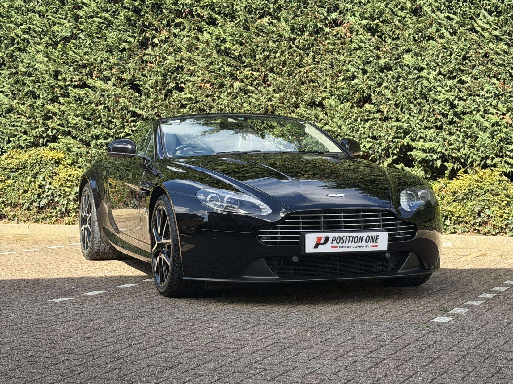 A 2014 ASTON MARTIN VANTAGE 4.7 V8 Roadster 2dr Petrol Sportshift II Euro 5 (420 bhp) A 2014 ASTON MARTIN VANTAGE 4.7 V8 Roadster 2dr Petrol Sportshift II Euro 5 (420 bhp)