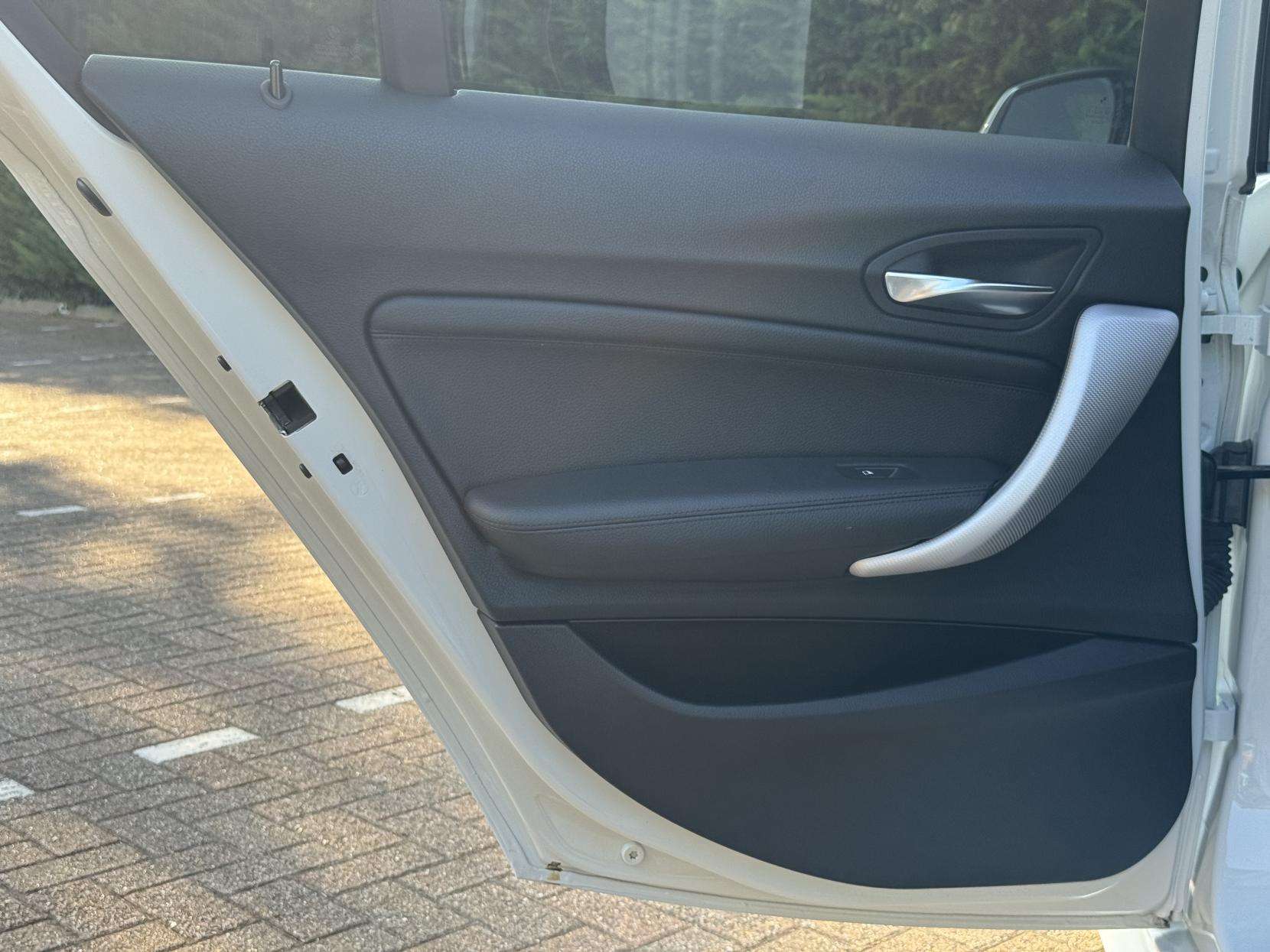 2019 BMW 1 SERIES 2019 BMW 1 SERIES