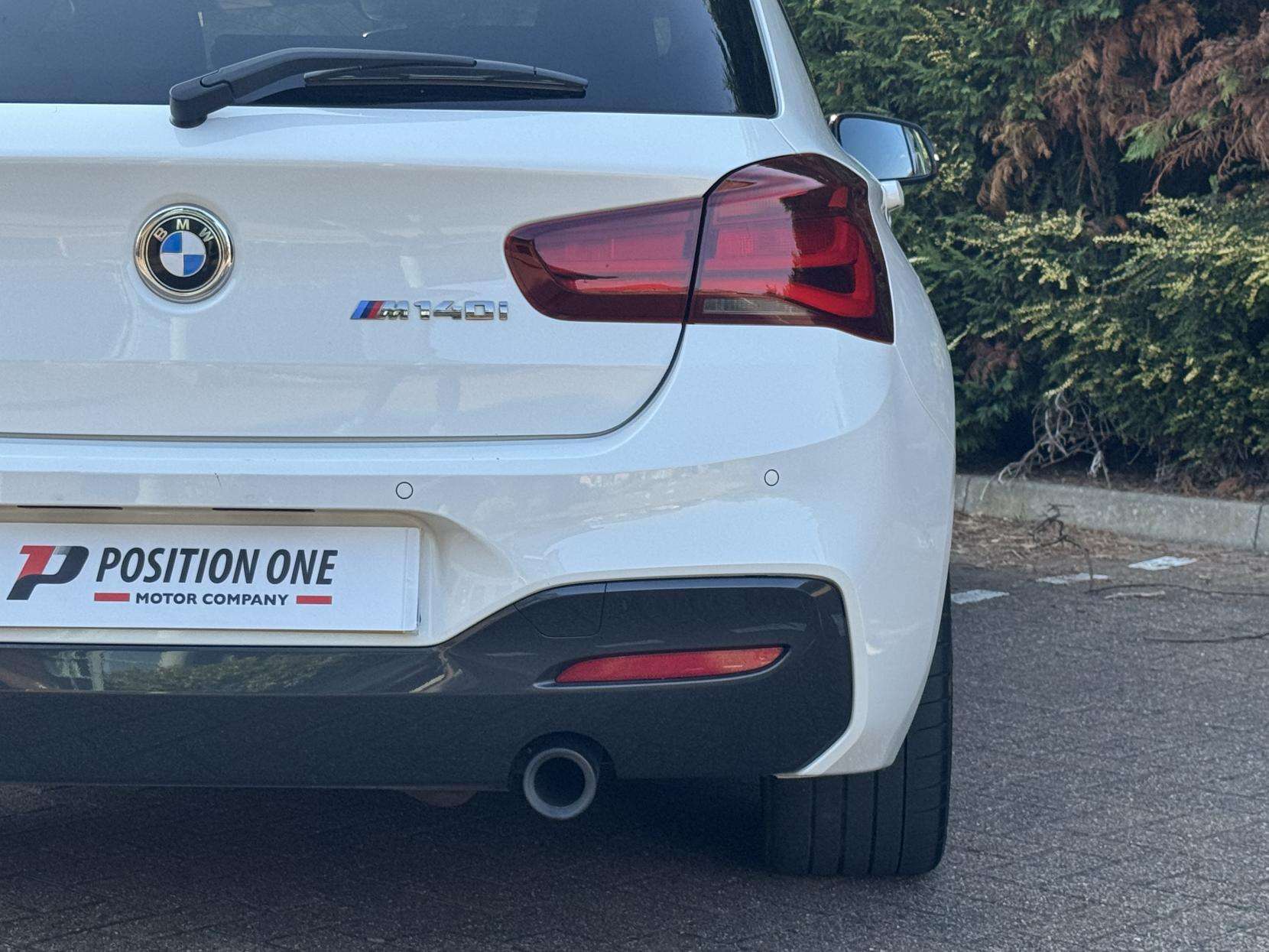 2019 BMW 1 SERIES 2019 BMW 1 SERIES