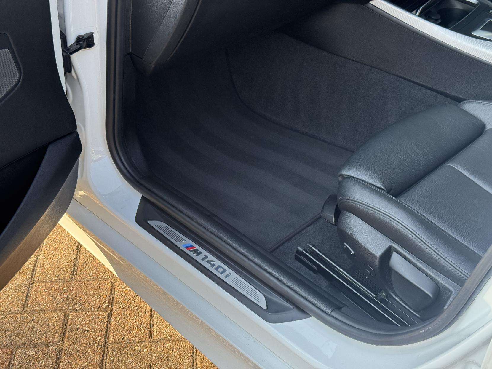 2019 BMW 1 SERIES 2019 BMW 1 SERIES