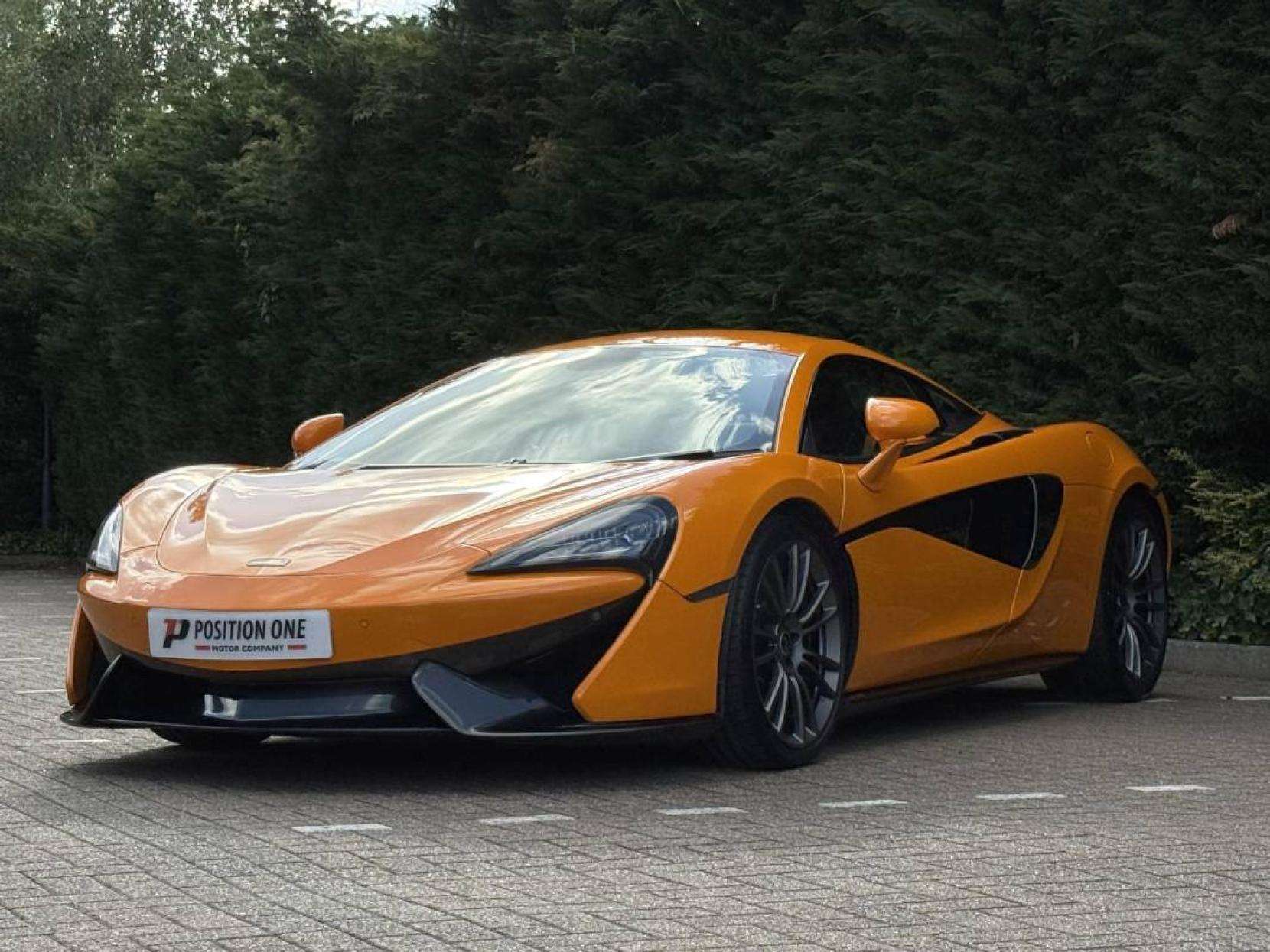 2017 MCLAREN 570S 2017 MCLAREN 570S