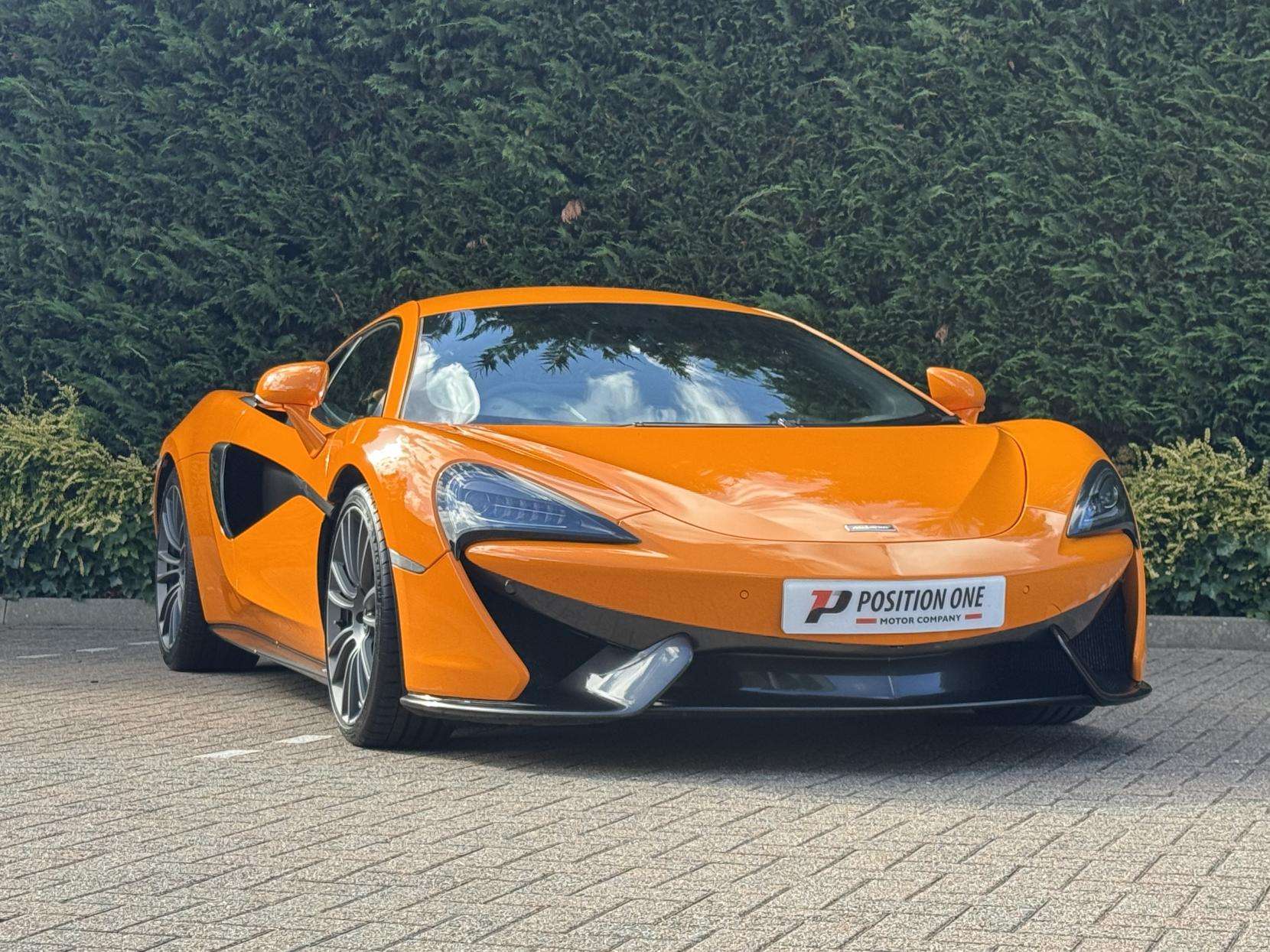 2017 MCLAREN 570S 2017 MCLAREN 570S