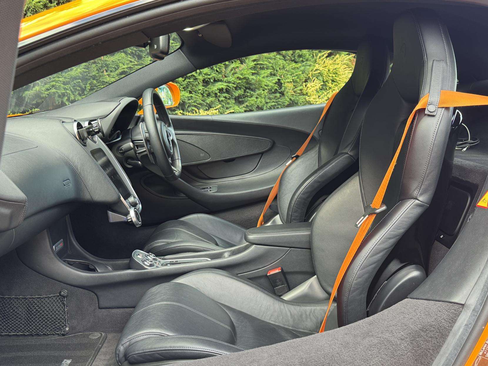 2017 MCLAREN 570S 2017 MCLAREN 570S