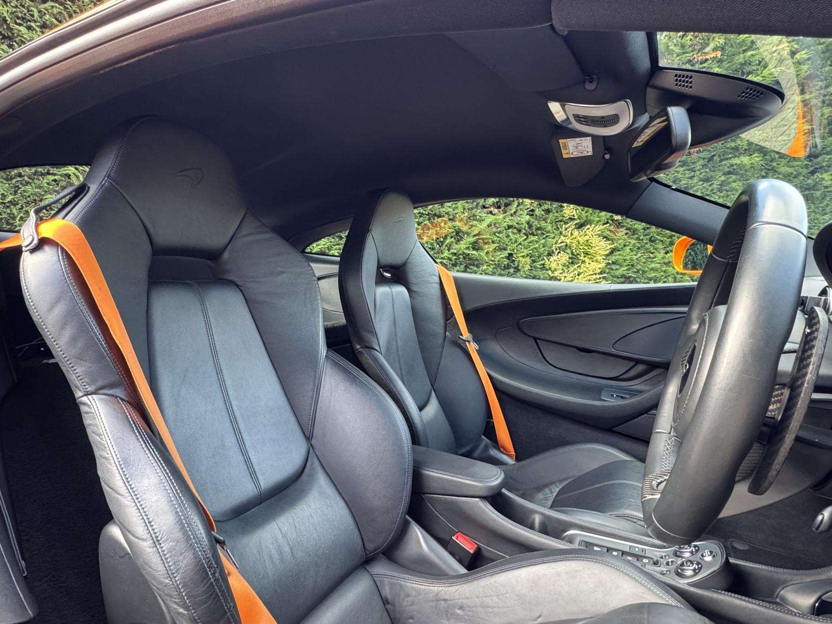 2017 MCLAREN 570S 2017 MCLAREN 570S