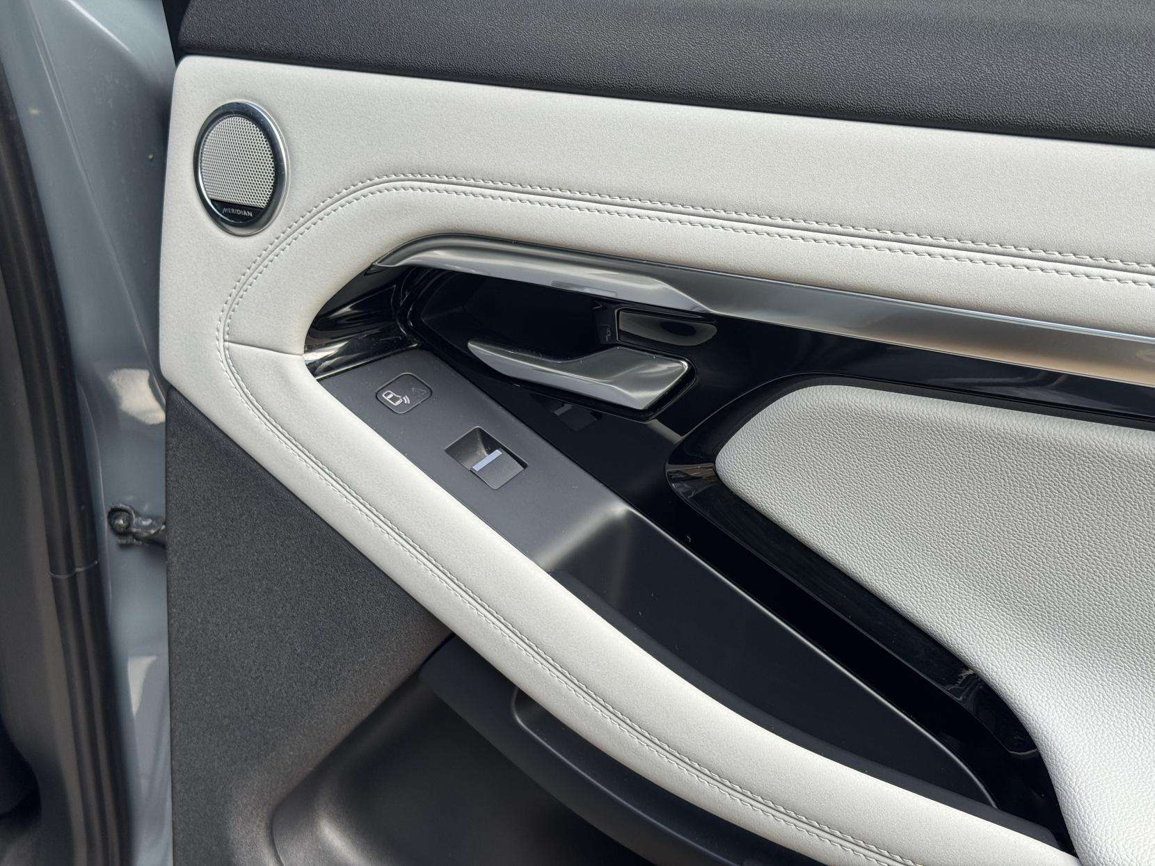 2020 LAND ROVER RANGE ROVER EVOQUE 2020 LAND ROVER RANGE ROVER EVOQUE