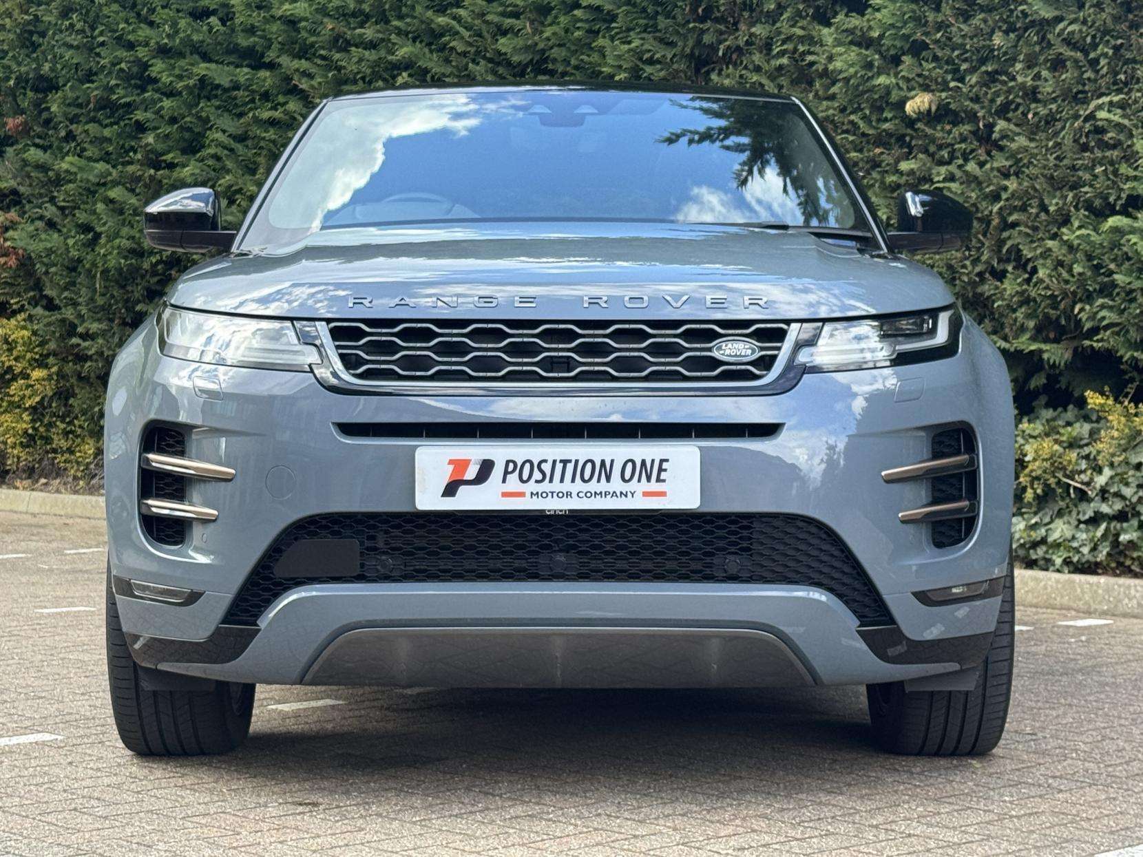 A 2020 LAND ROVER RANGE ROVER EVOQUE 2.0 D180 MHEV First Edition SUV 5dr Diesel Auto 4WD Euro 6 (s/s) (180 ps) A 2020 LAND ROVER RANGE ROVER EVOQUE 2.0 D180 MHEV First Edition SUV 5dr Diesel Auto 4WD Euro 6 (s/s) (180 ps)