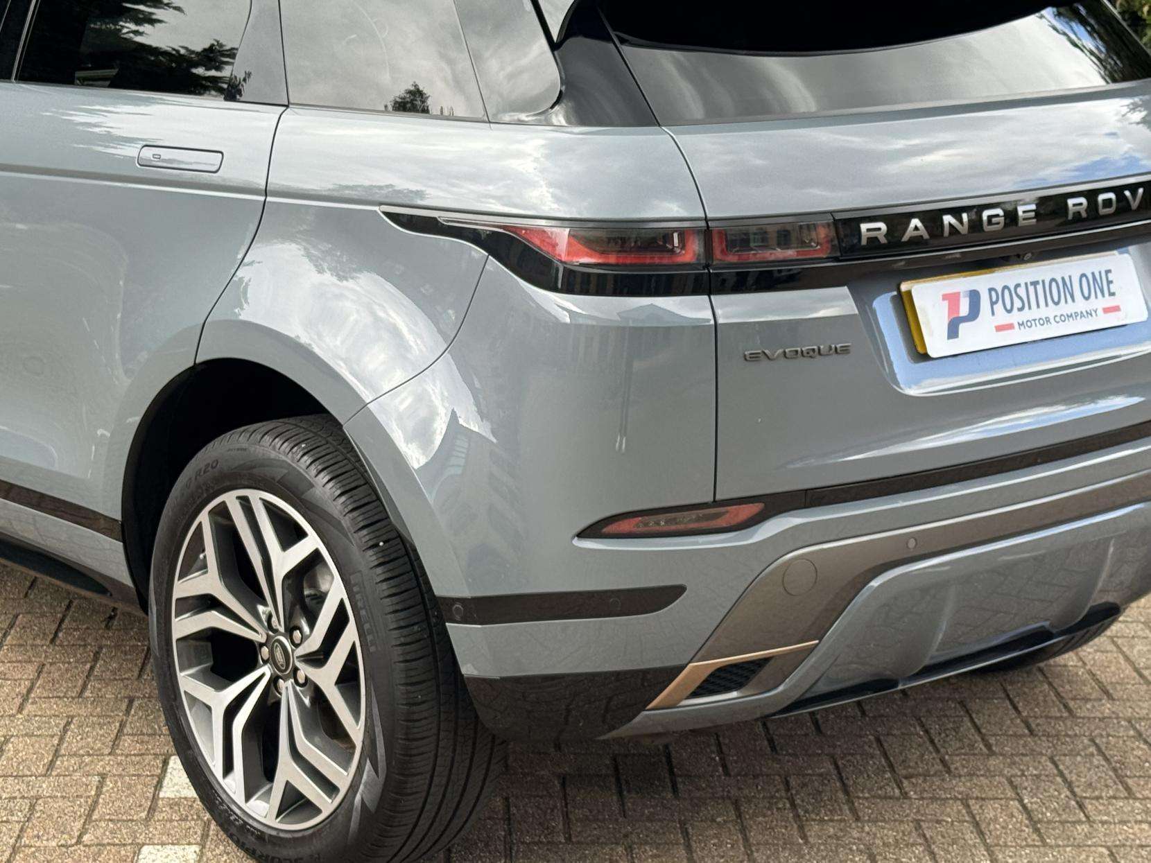 2020 LAND ROVER RANGE ROVER EVOQUE 2020 LAND ROVER RANGE ROVER EVOQUE