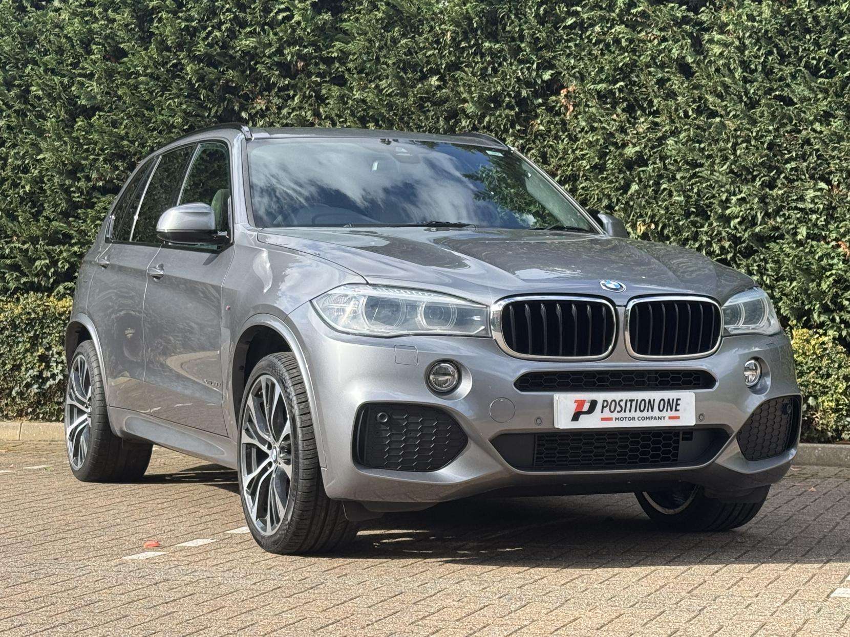 A 2018 BMW X5 3.0 30d M Sport SUV 5dr Diesel Auto xDrive Euro 6 (s/s) (258 ps) A 2018 BMW X5 3.0 30d M Sport SUV 5dr Diesel Auto xDrive Euro 6 (s/s) (258 ps)