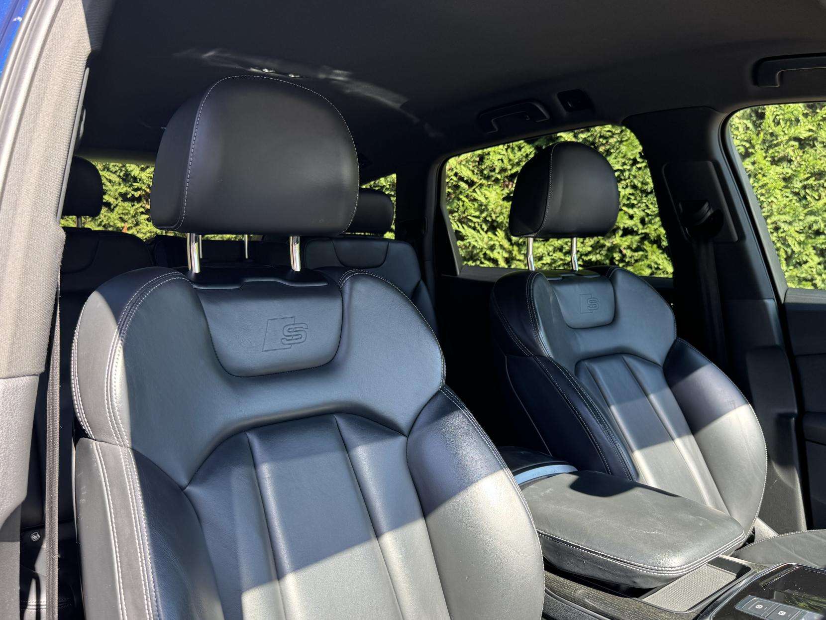 2022 AUDI Q7 2022 AUDI Q7