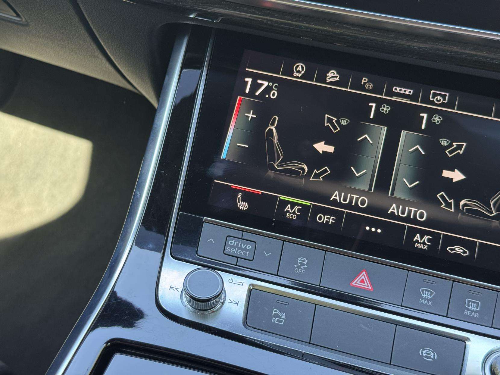 2022 AUDI Q7 2022 AUDI Q7