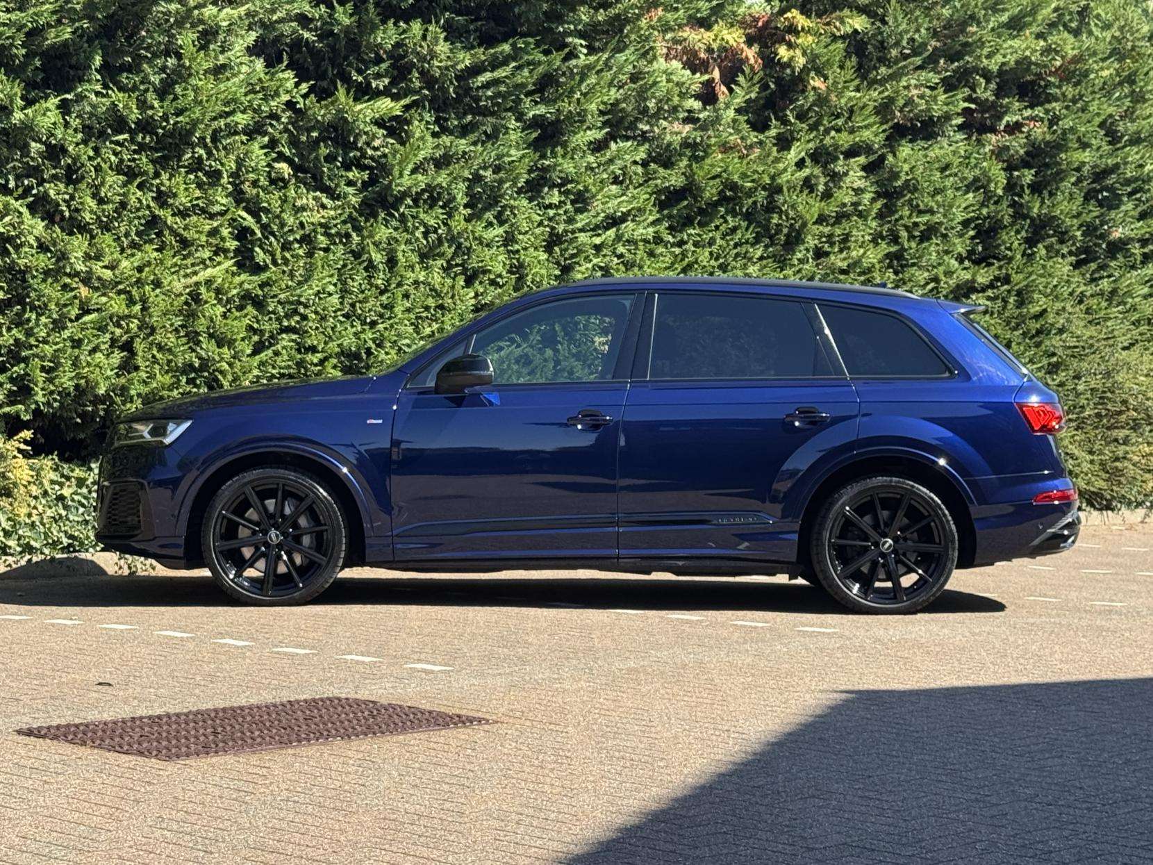 2022 AUDI Q7 2022 AUDI Q7