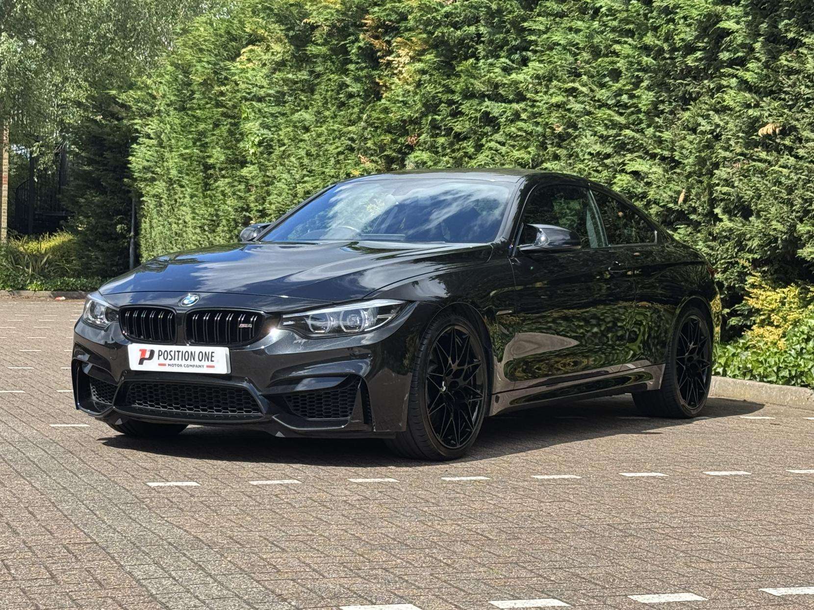 A 2019 BMW 4 SERIES M4 COMPETITION A 2019 BMW 4 SERIES M4 COMPETITION