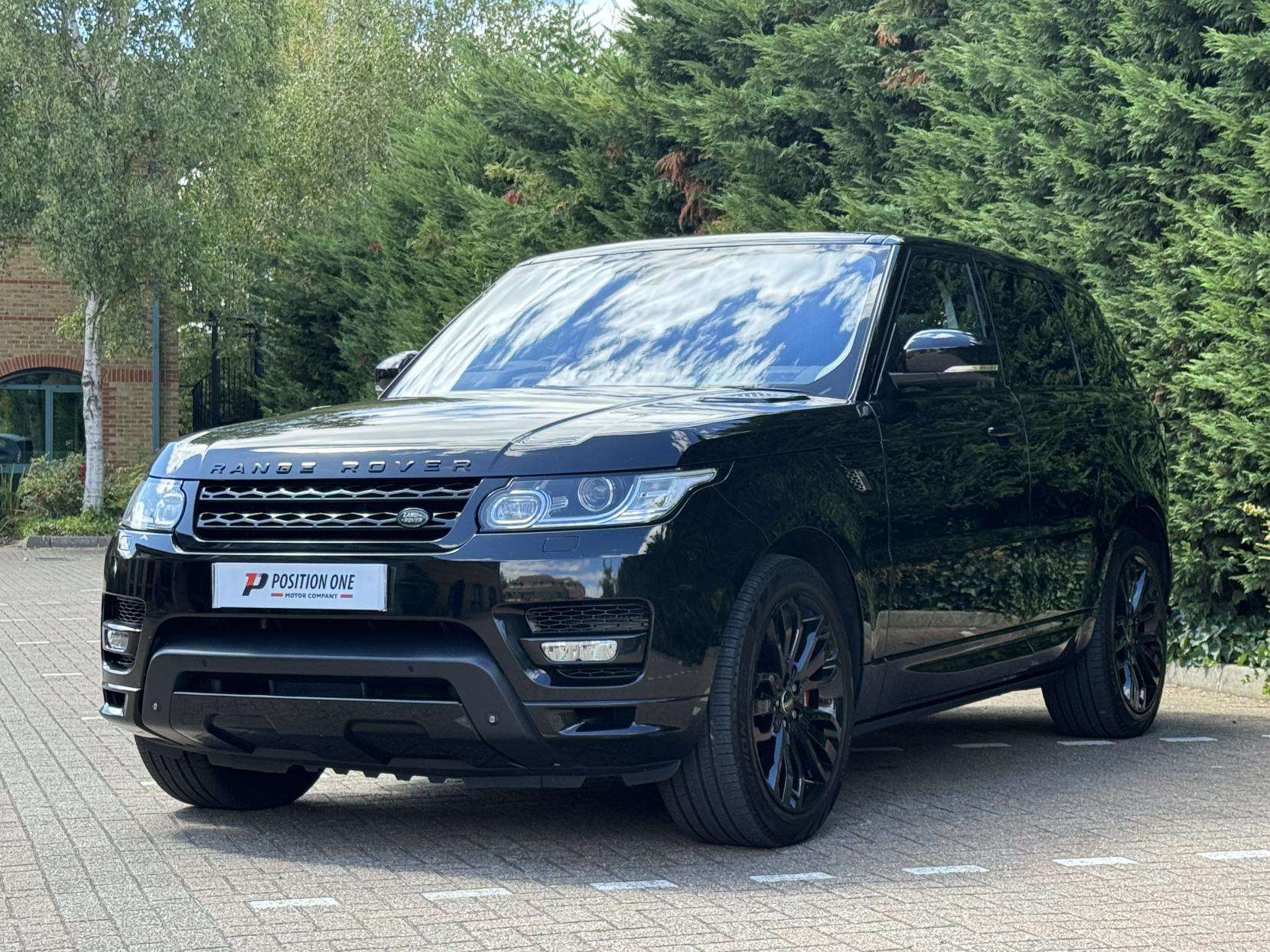 A 2015 LAND ROVER RANGE ROVER SPORT 3.0 SD V6 Autobiography Dynamic SUV 5dr Diesel Auto 4WD Euro 5 (s/s) (306 ps) A 2015 LAND ROVER RANGE ROVER SPORT 3.0 SD V6 Autobiography Dynamic SUV 5dr Diesel Auto 4WD Euro 5 (s/s) (306 ps)
