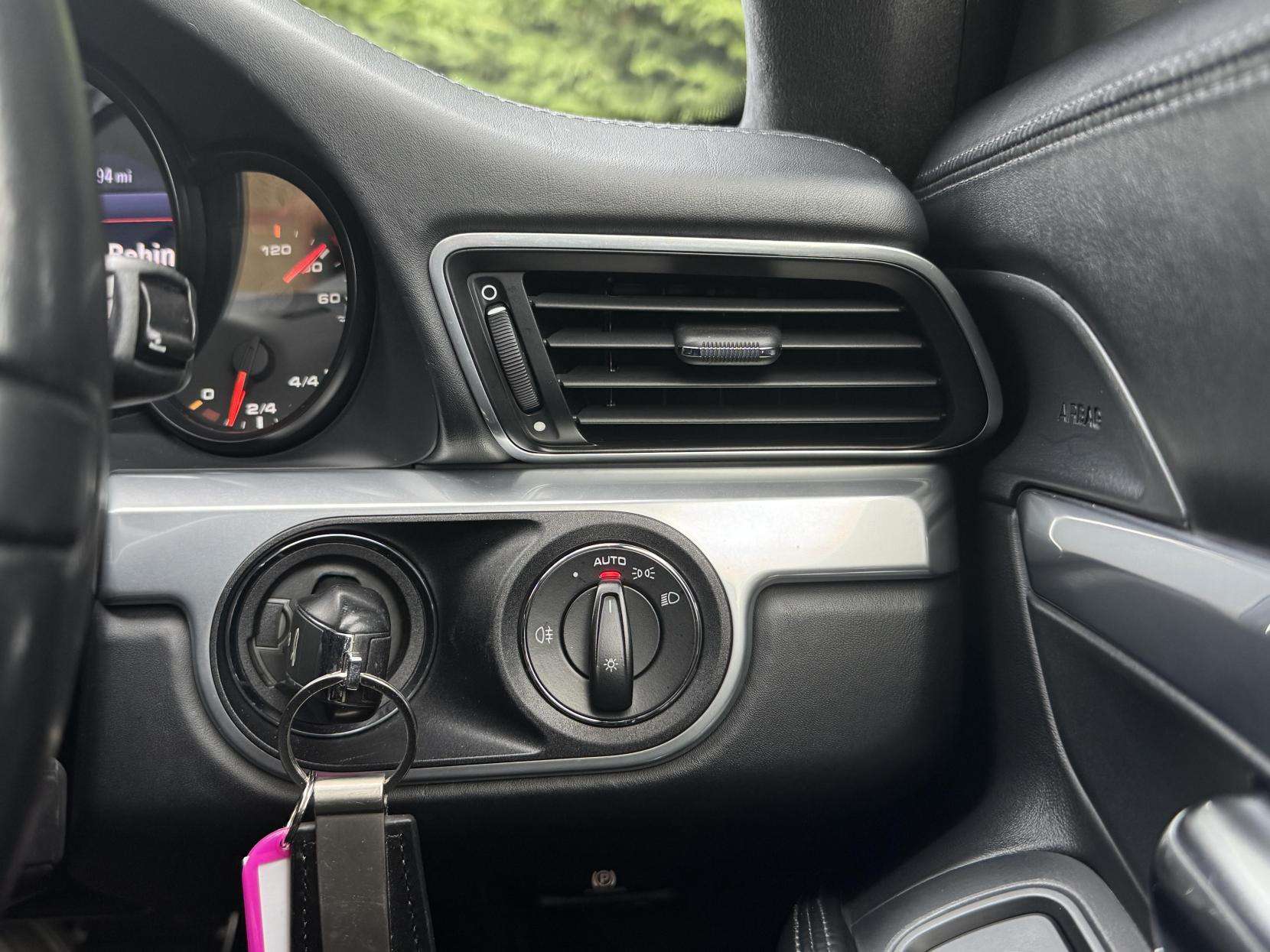 2012 PORSCHE 911 2012 PORSCHE 911