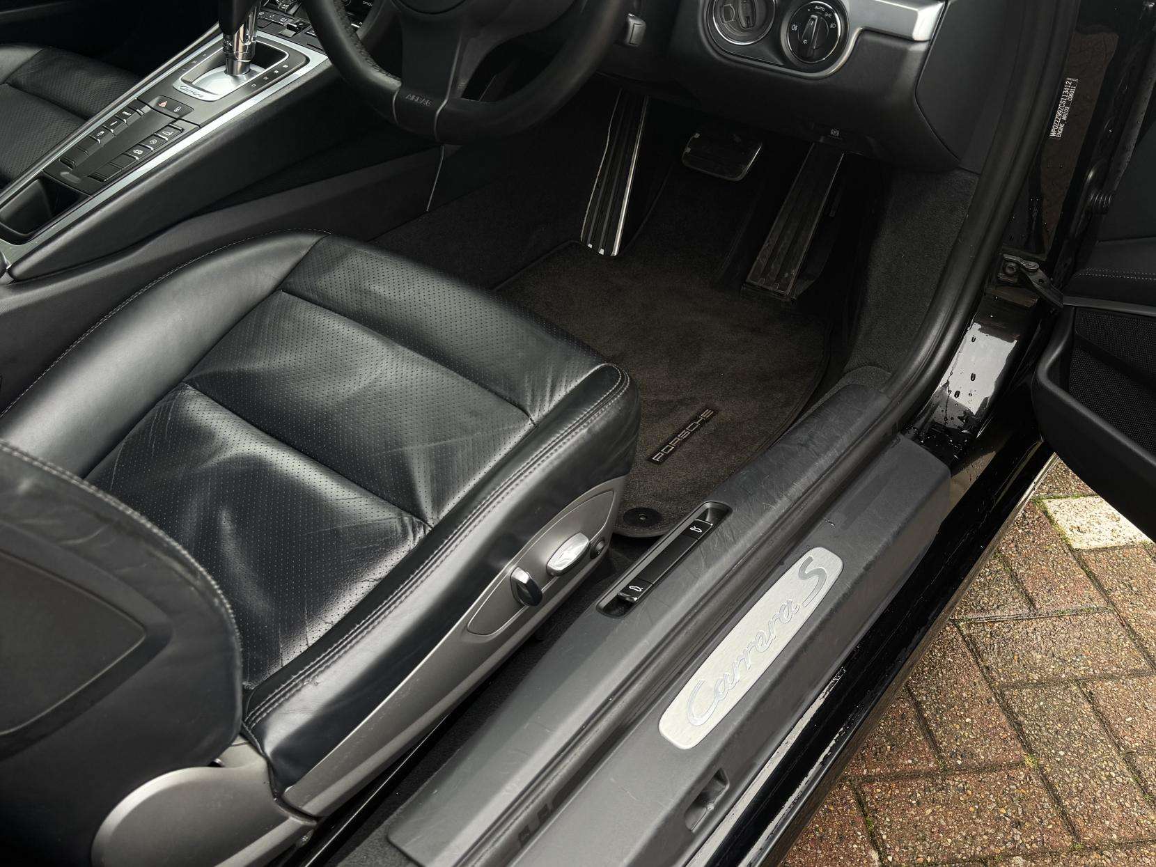 2012 PORSCHE 911 2012 PORSCHE 911