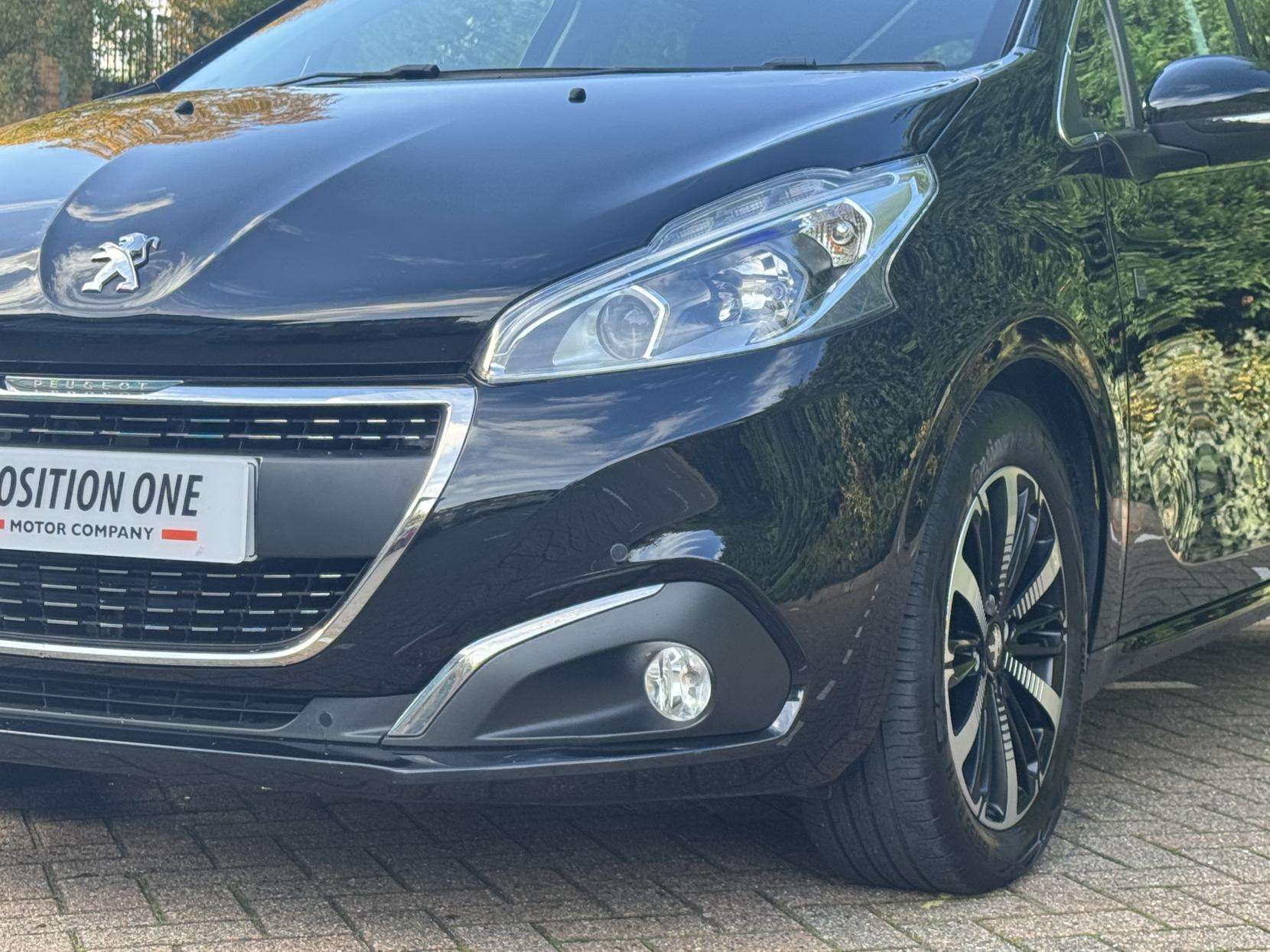 2019 PEUGEOT 208 2019 PEUGEOT 208