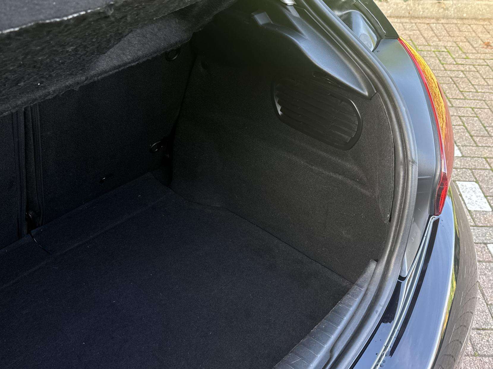 2019 PEUGEOT 208 2019 PEUGEOT 208