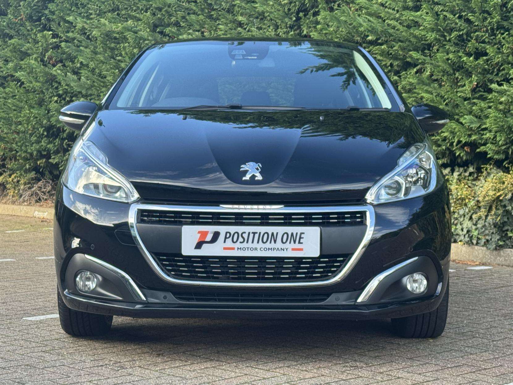 2019 PEUGEOT 208 2019 PEUGEOT 208