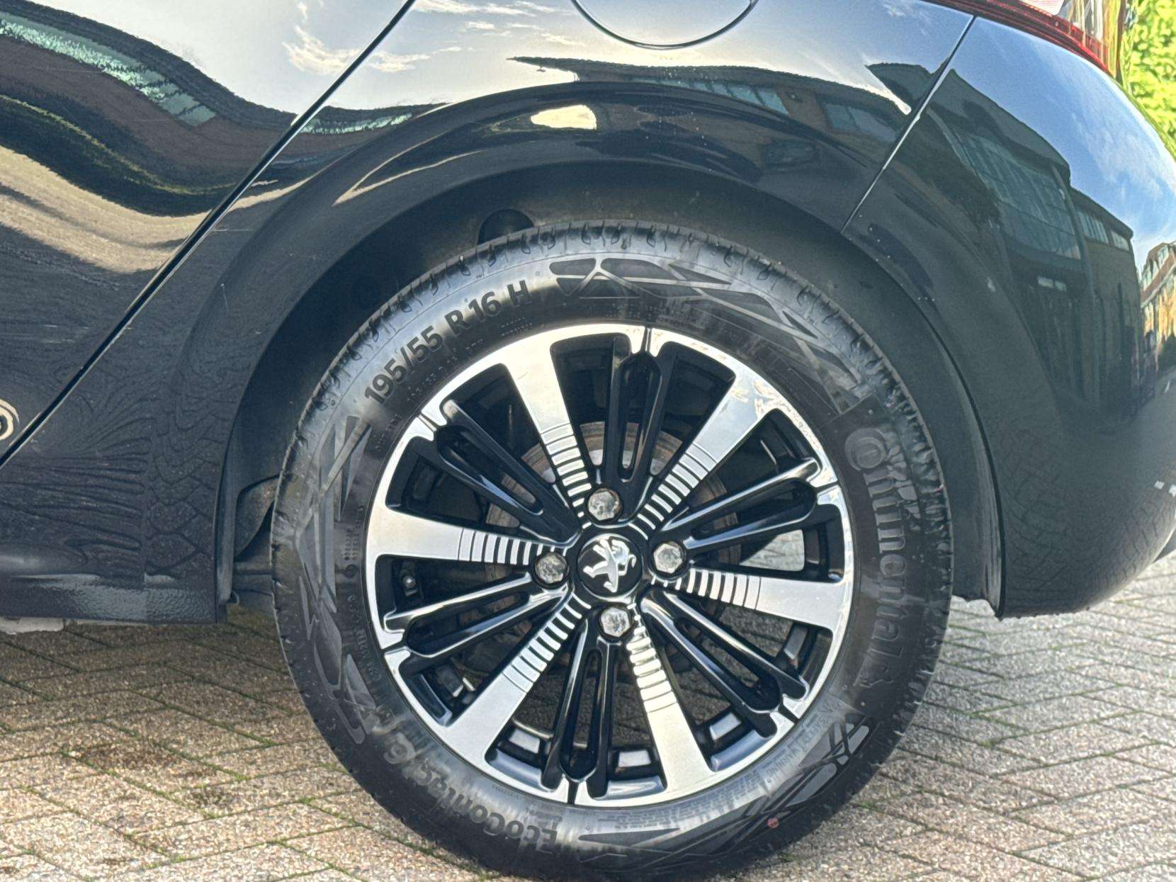 2019 PEUGEOT 208 2019 PEUGEOT 208