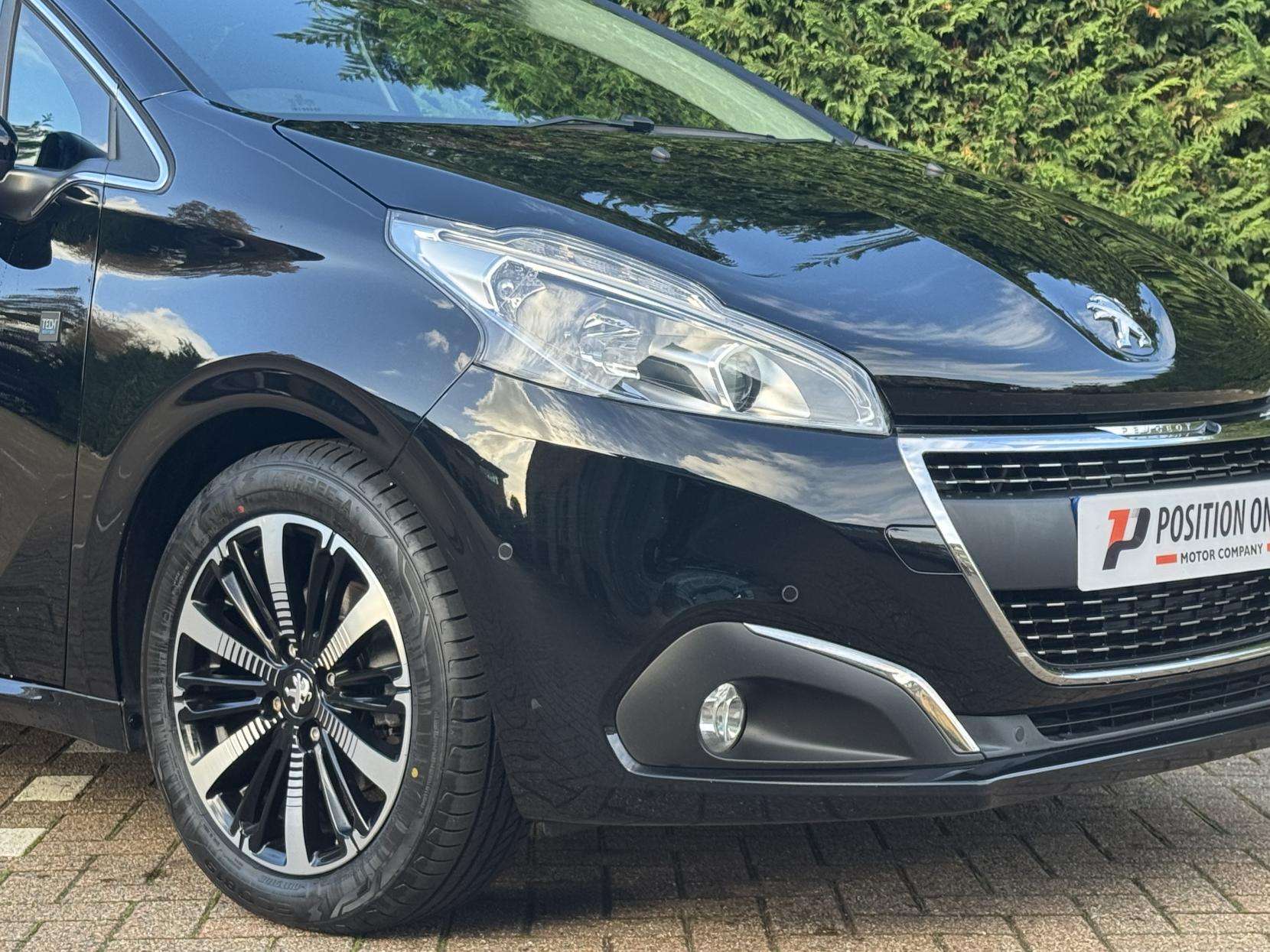 2019 PEUGEOT 208 2019 PEUGEOT 208