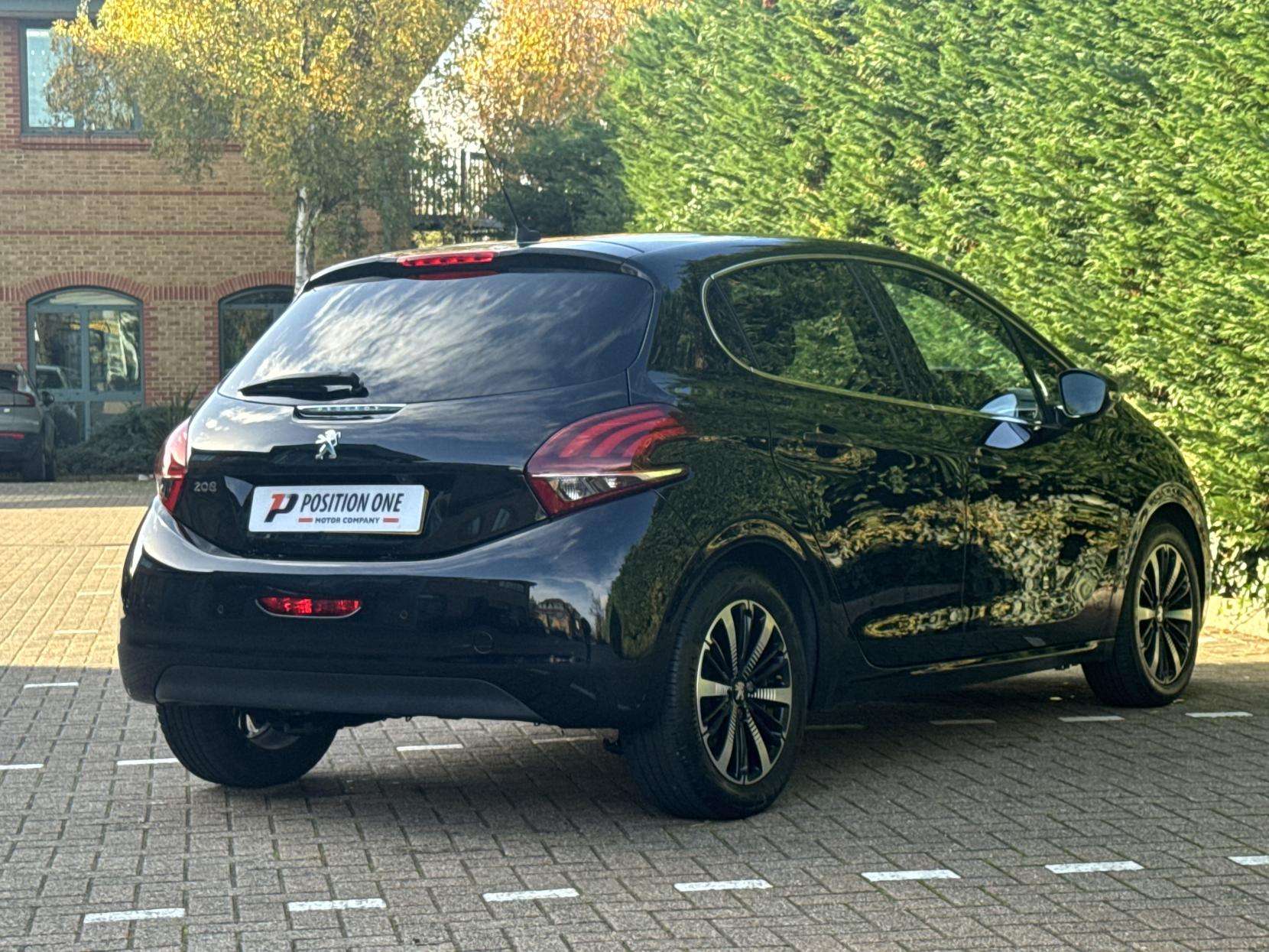 2019 PEUGEOT 208 2019 PEUGEOT 208