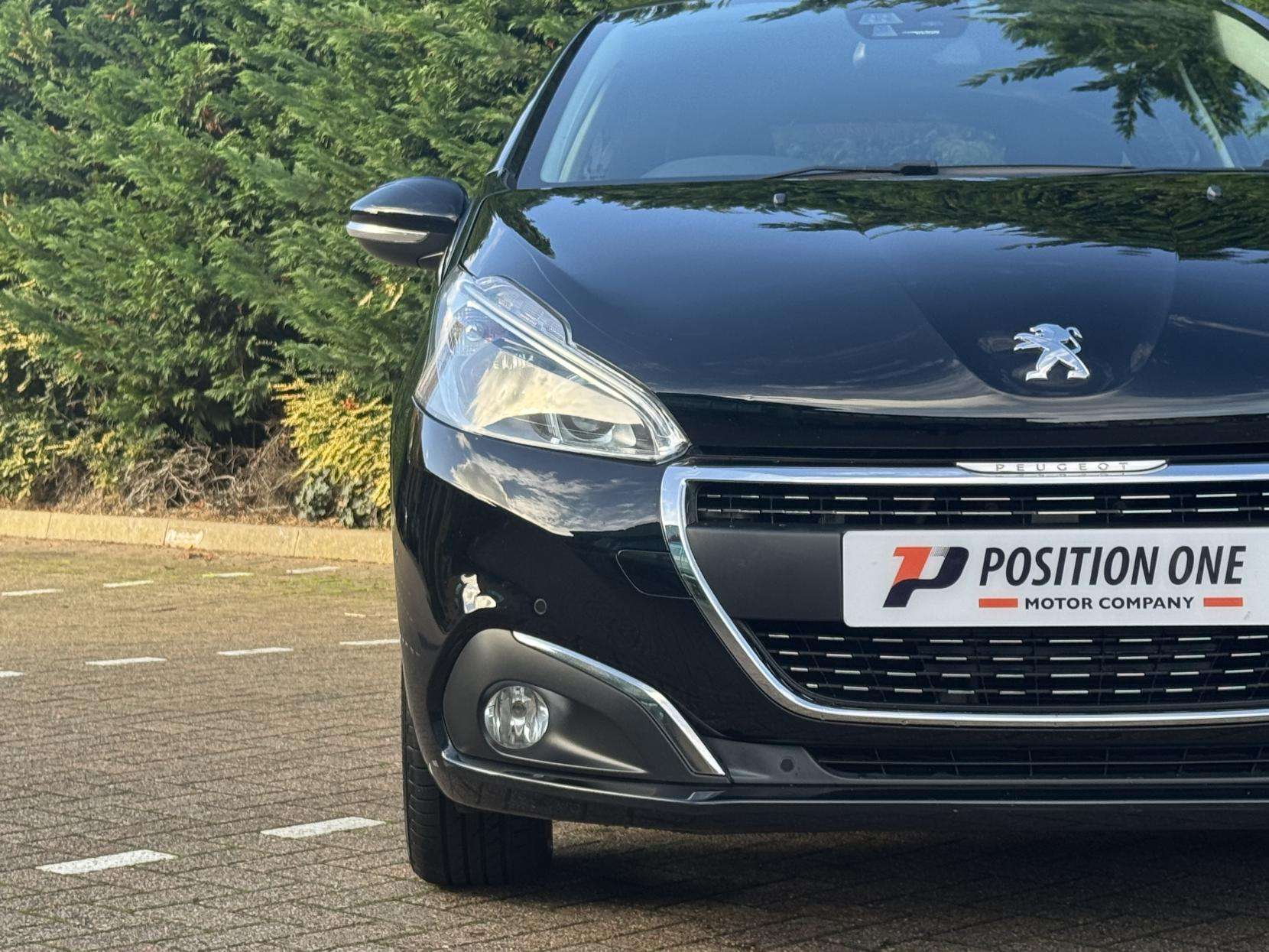 2019 PEUGEOT 208 2019 PEUGEOT 208