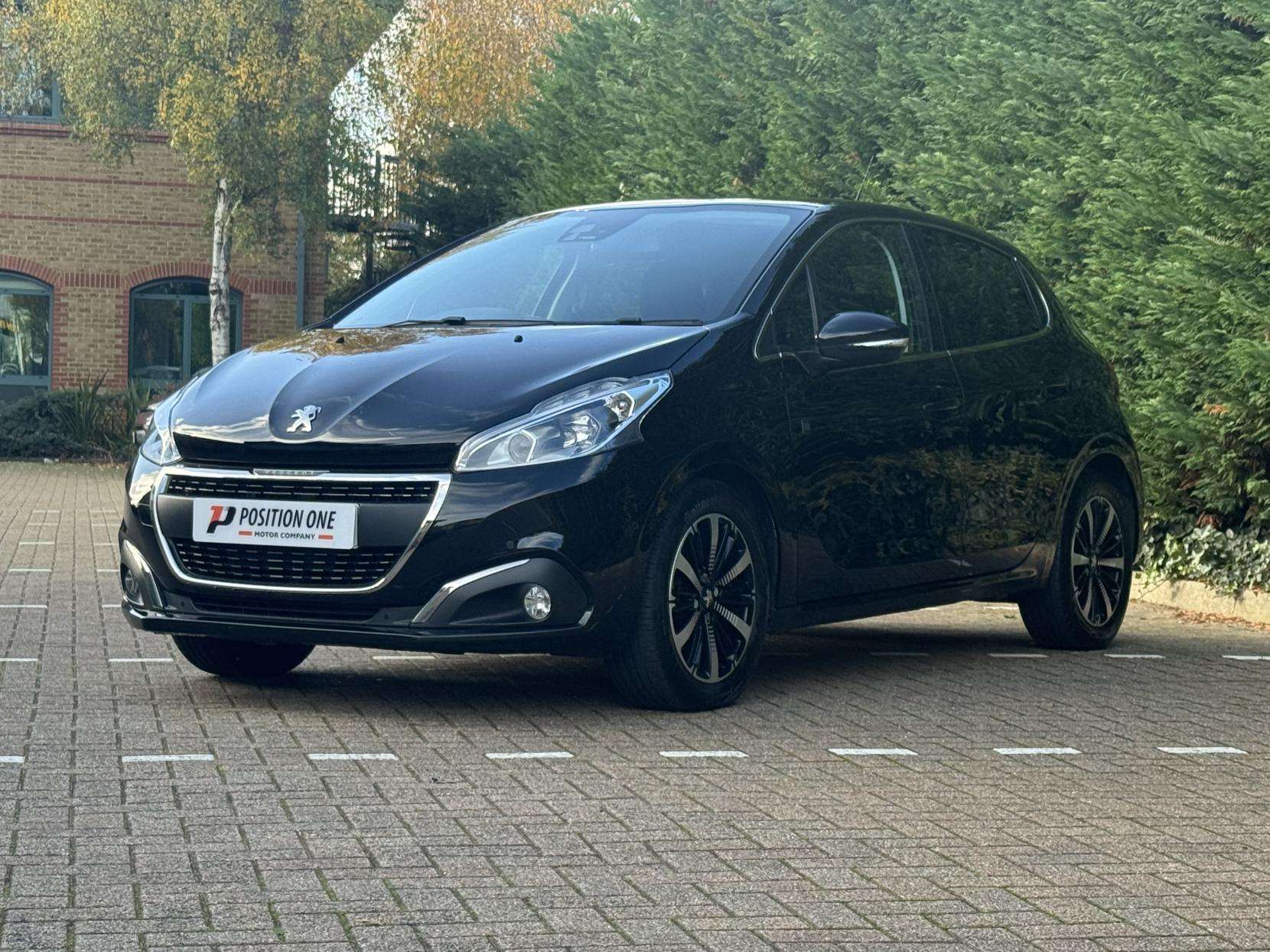 2019 PEUGEOT 208 2019 PEUGEOT 208