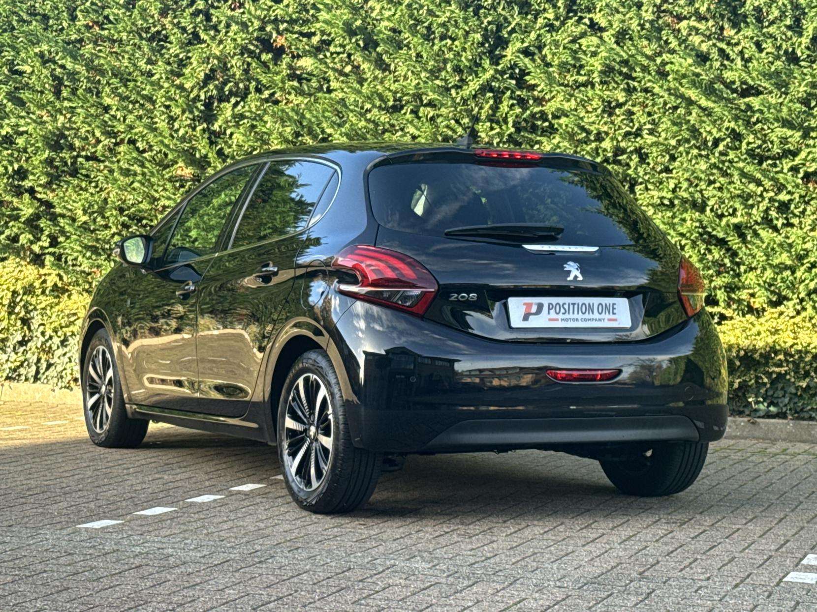 2019 PEUGEOT 208 2019 PEUGEOT 208