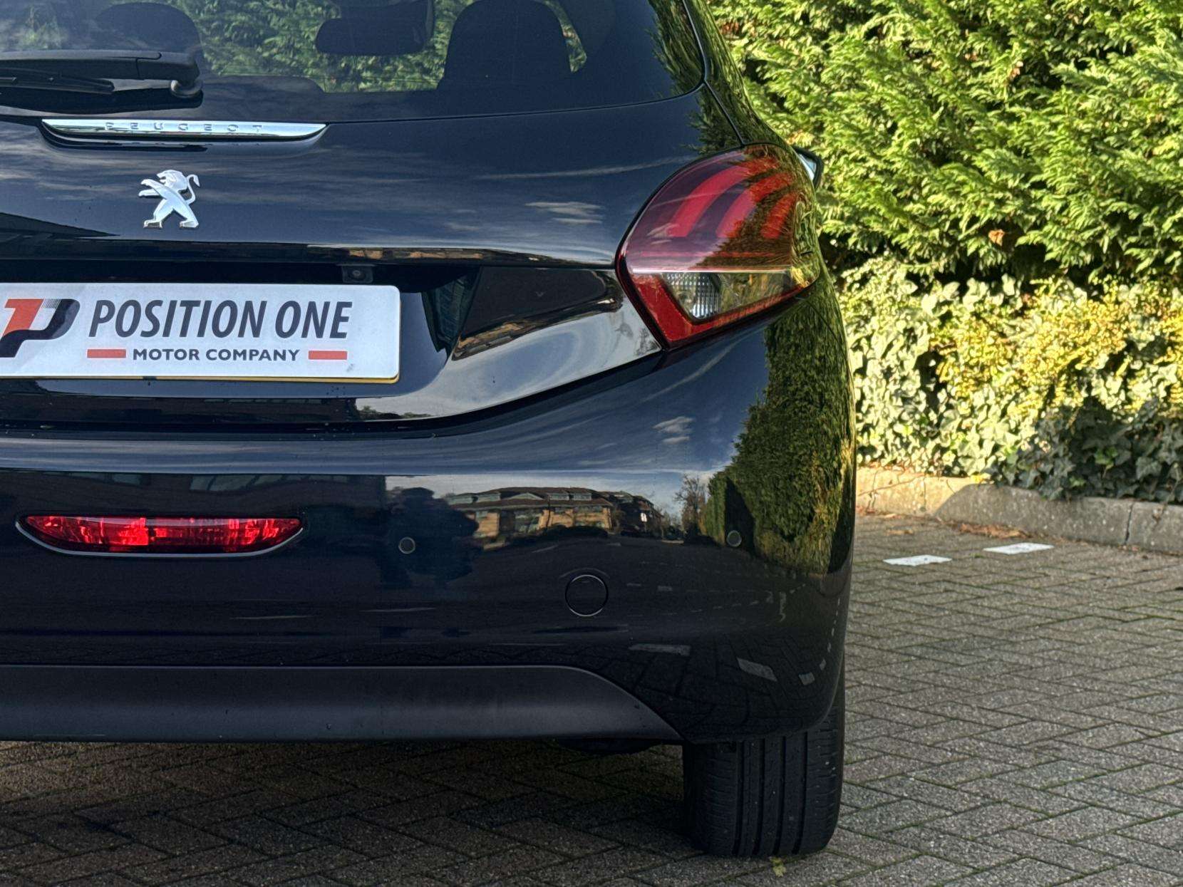 2019 PEUGEOT 208 2019 PEUGEOT 208