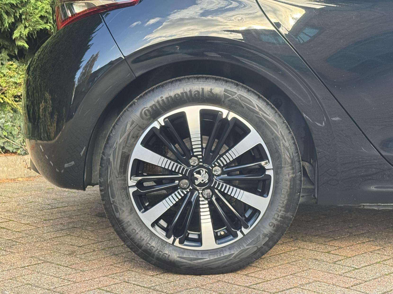 2019 PEUGEOT 208 2019 PEUGEOT 208