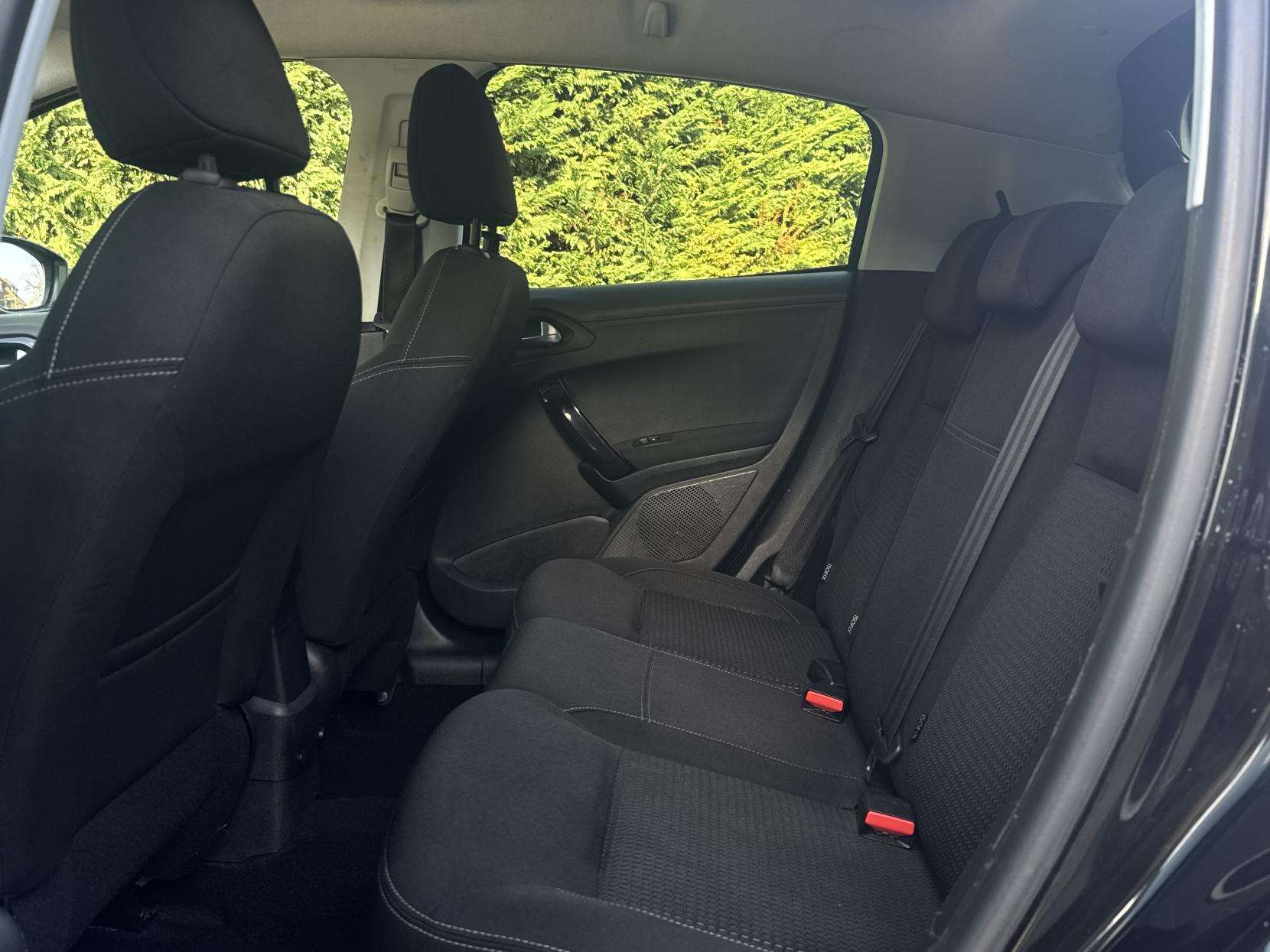 2019 PEUGEOT 208 2019 PEUGEOT 208