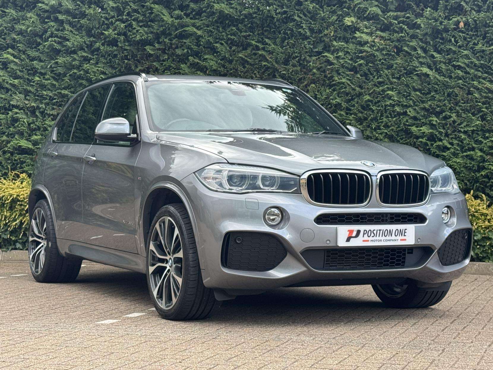 A 2018 BMW X5 3.0 30d M Sport SUV 5dr Diesel Auto xDrive Euro 6 (s/s) (258 ps) A 2018 BMW X5 3.0 30d M Sport SUV 5dr Diesel Auto xDrive Euro 6 (s/s) (258 ps)