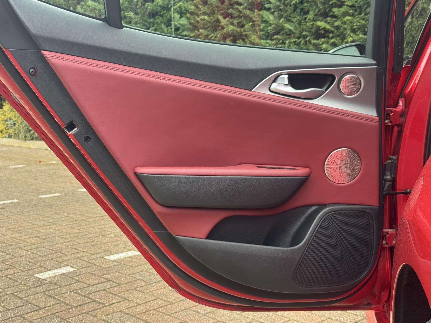 2018 KIA STINGER 2018 KIA STINGER