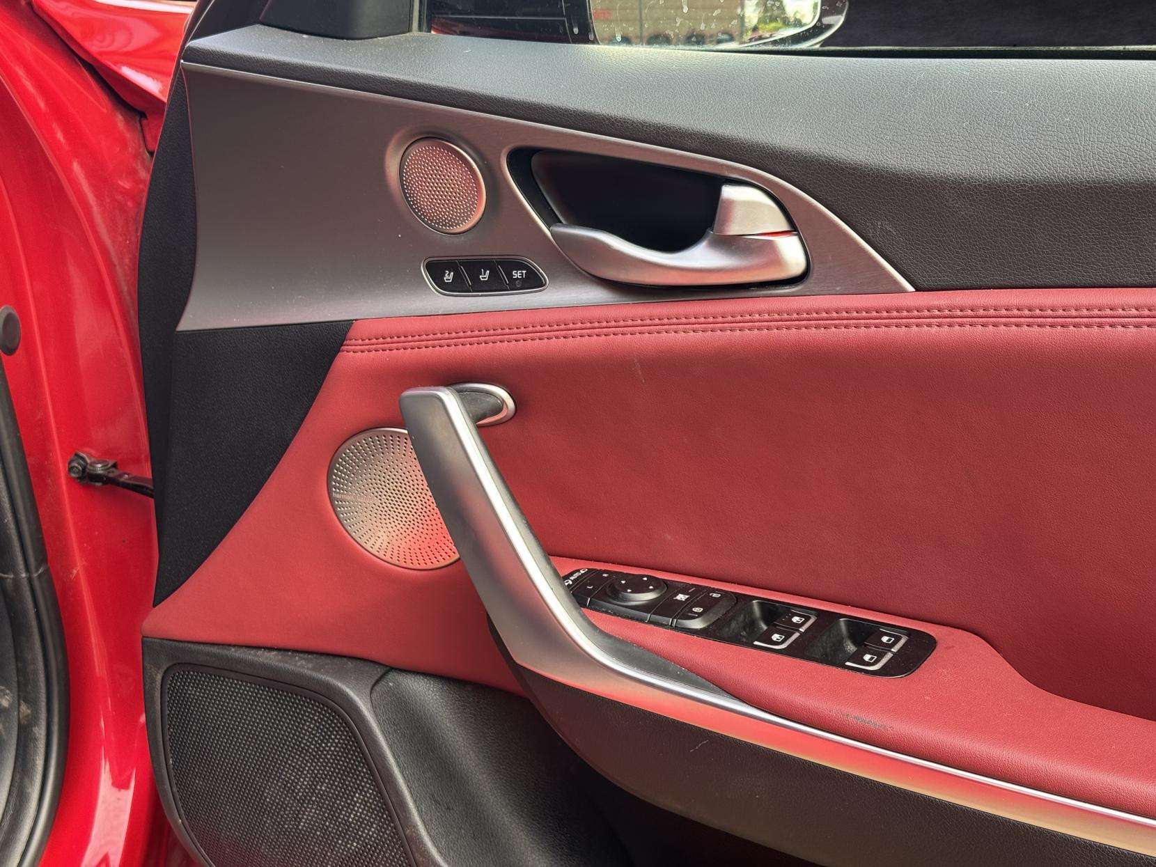 2018 KIA STINGER 2018 KIA STINGER