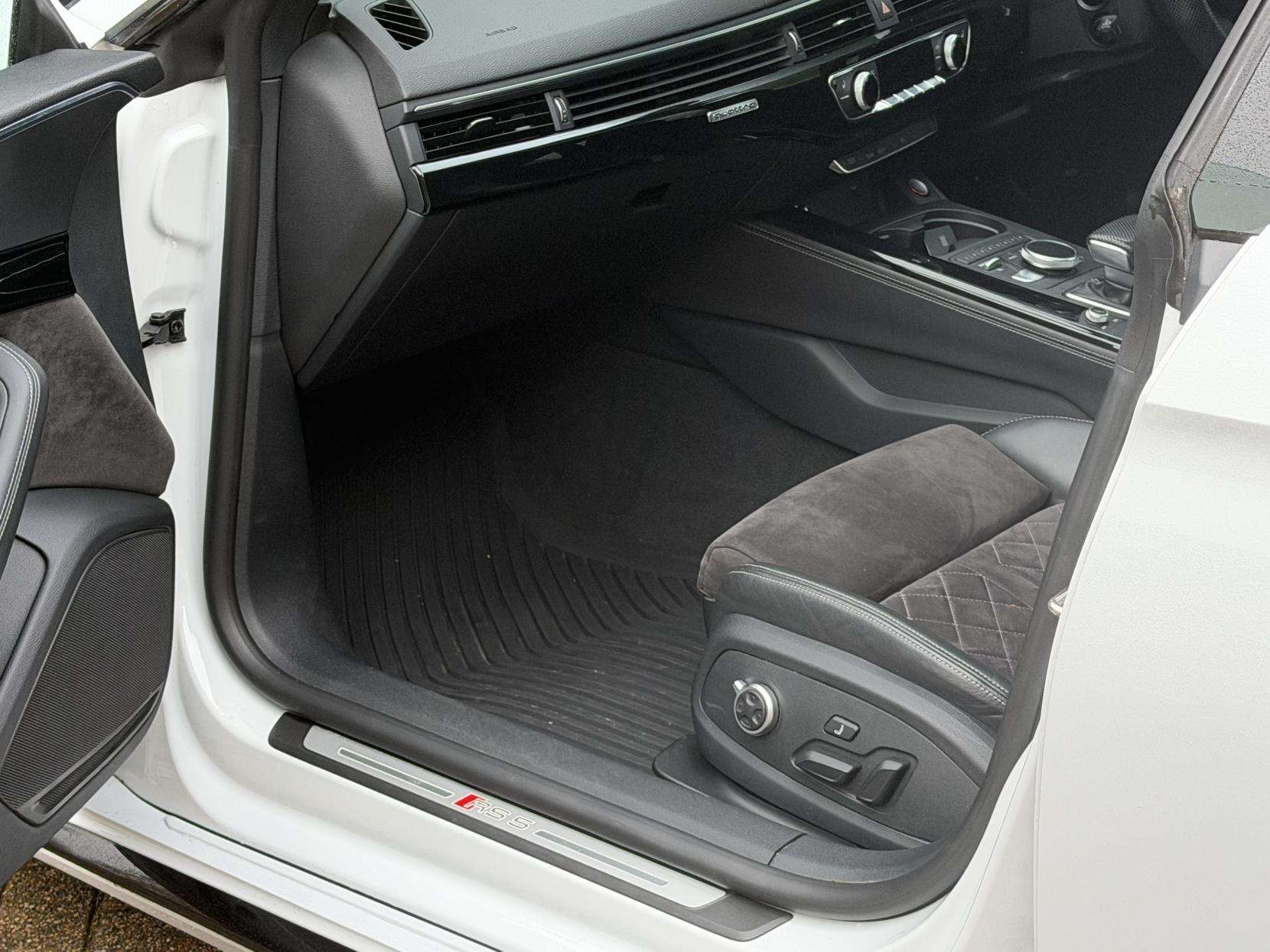 2019 AUDI RS5 2019 AUDI RS5