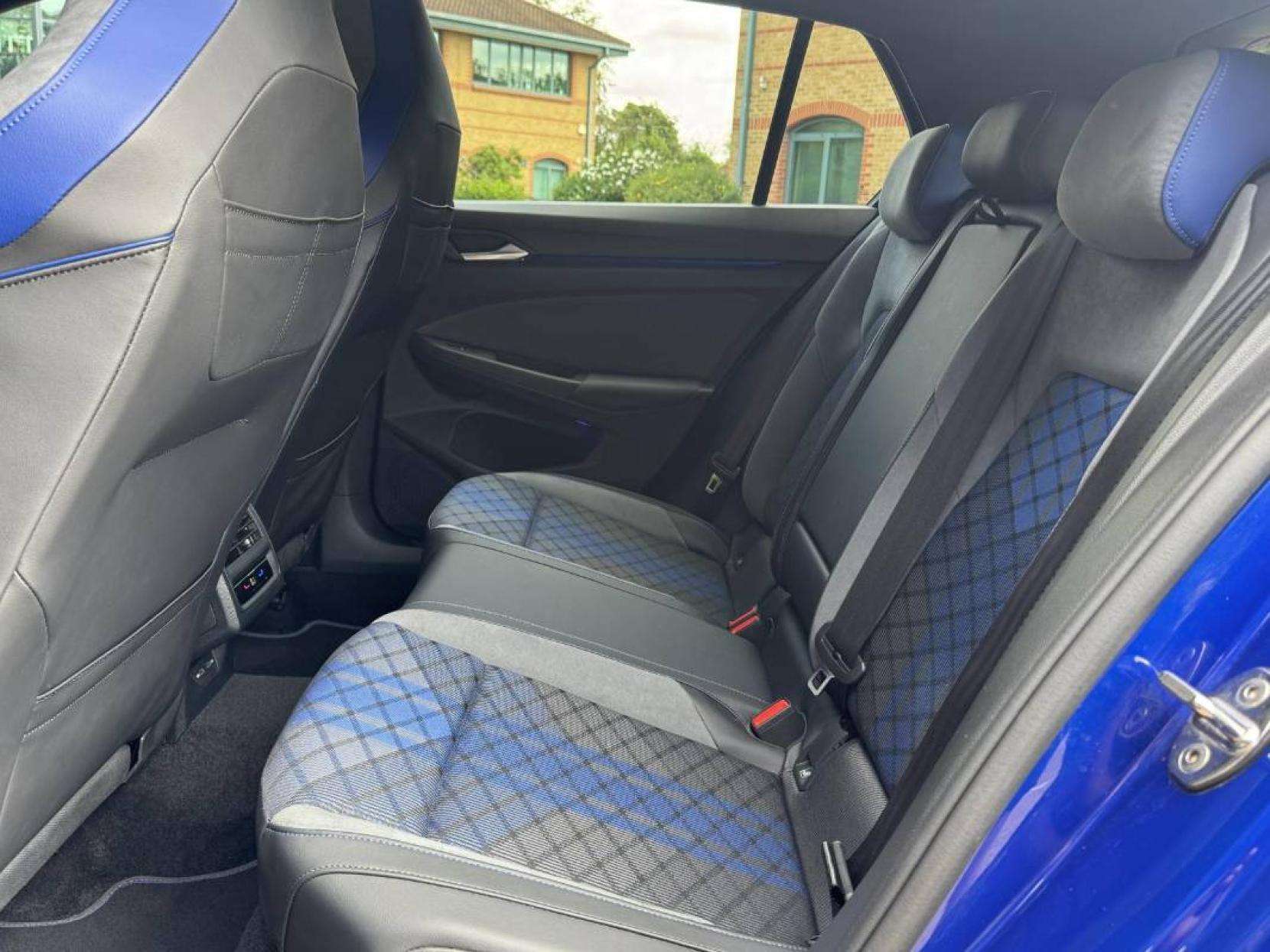 2024 VOLKSWAGEN GOLF 2024 VOLKSWAGEN GOLF