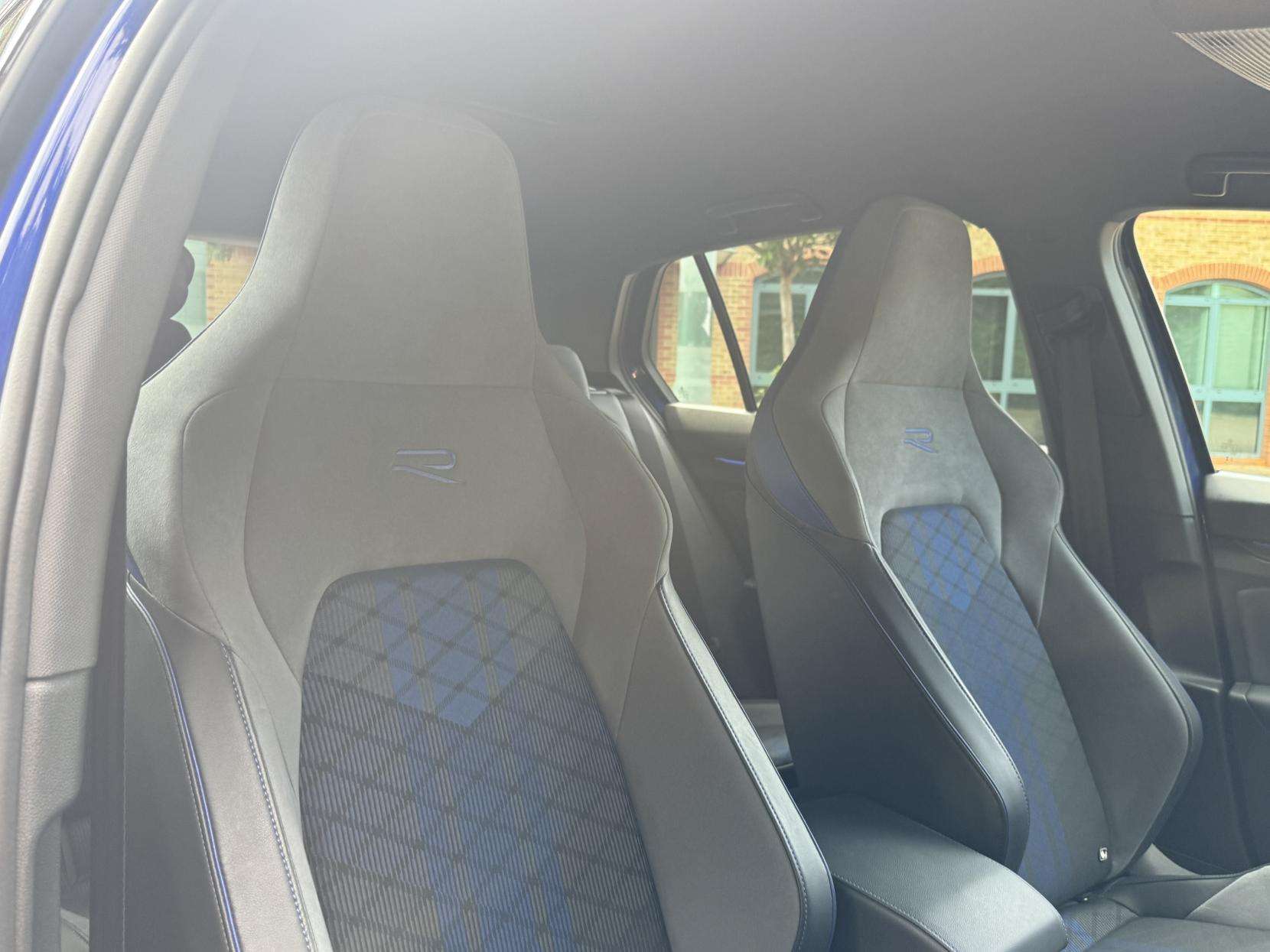 2024 VOLKSWAGEN GOLF 2024 VOLKSWAGEN GOLF