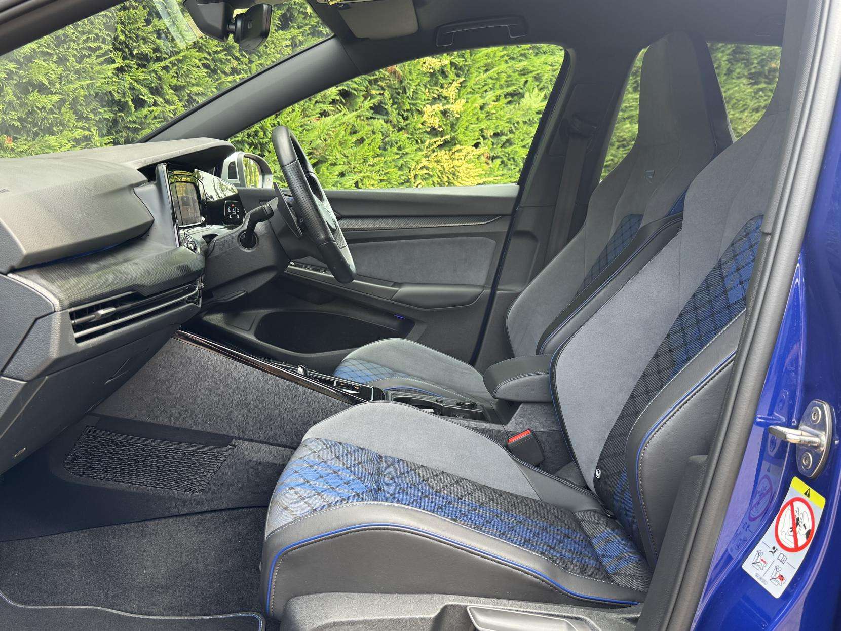 2024 VOLKSWAGEN GOLF 2024 VOLKSWAGEN GOLF