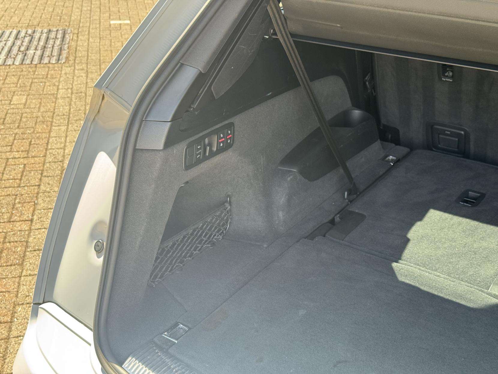 2018 AUDI SQ7 2018 AUDI SQ7