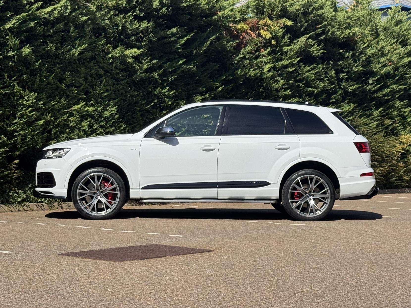2018 AUDI SQ7 2018 AUDI SQ7