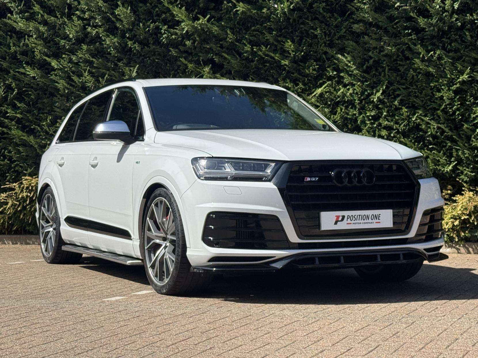 A 2018 AUDI SQ7 4.0 TDI V8 SUV 5dr Diesel Tiptronic quattro Euro 6 (s/s) (435 ps) A 2018 AUDI SQ7 4.0 TDI V8 SUV 5dr Diesel Tiptronic quattro Euro 6 (s/s) (435 ps)