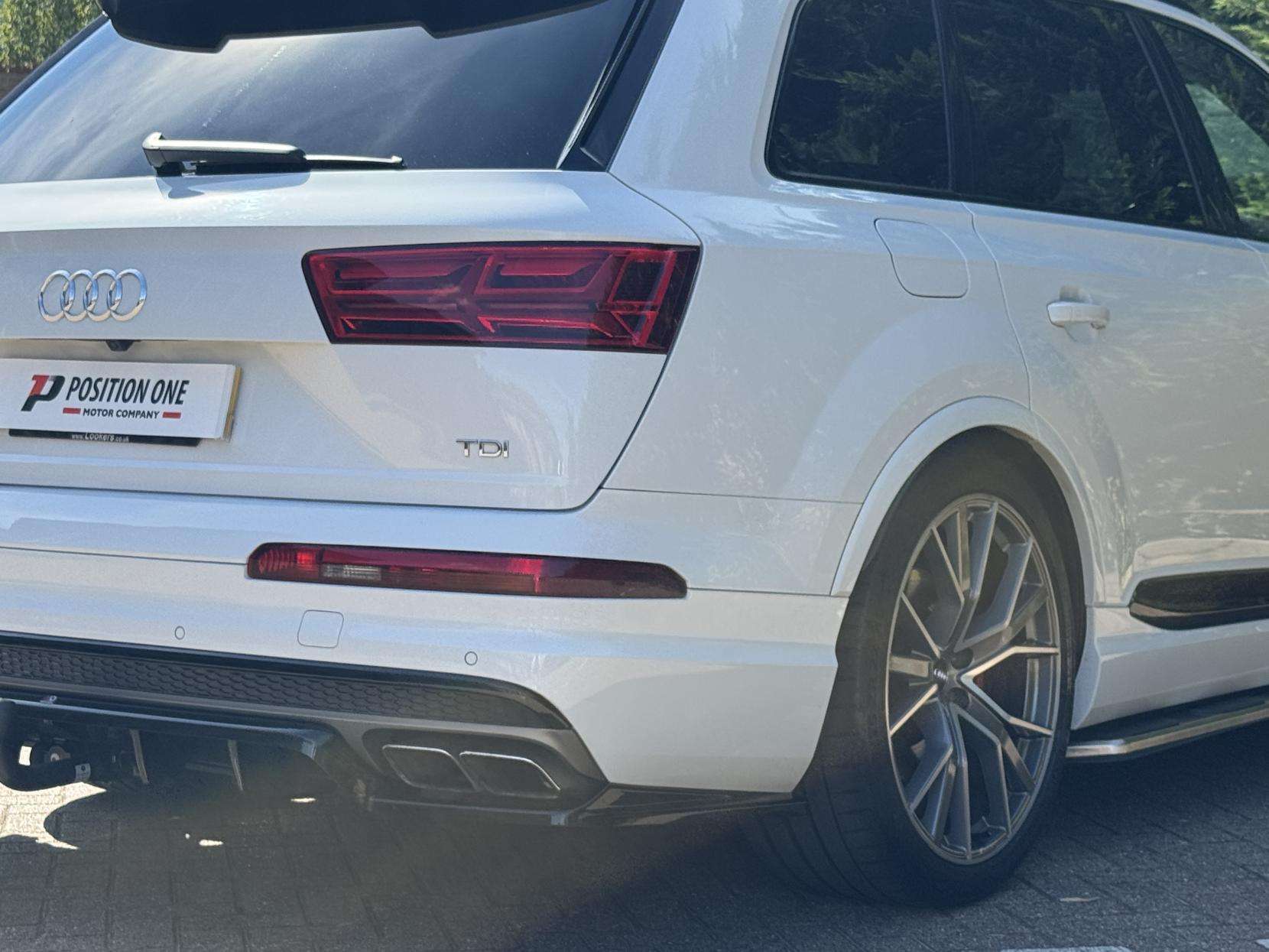 2018 AUDI SQ7 2018 AUDI SQ7