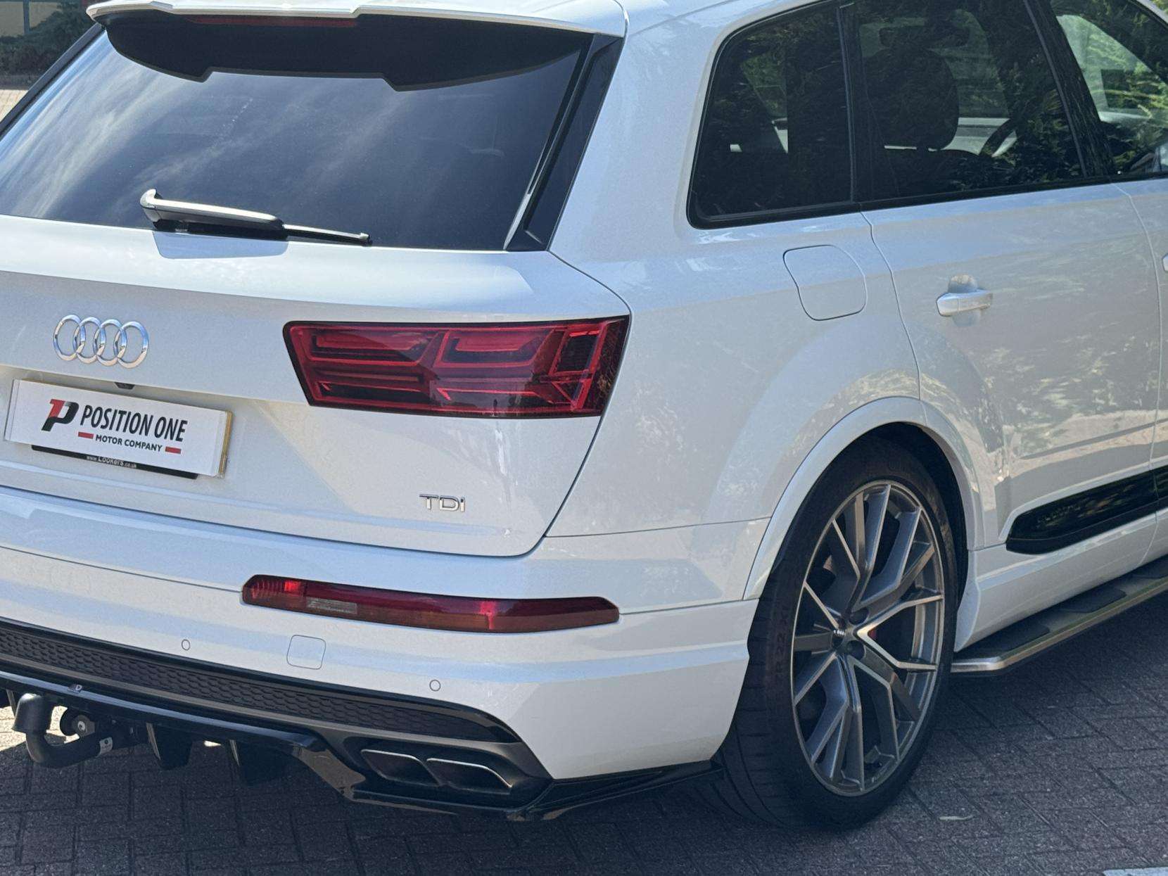 2018 AUDI SQ7 2018 AUDI SQ7