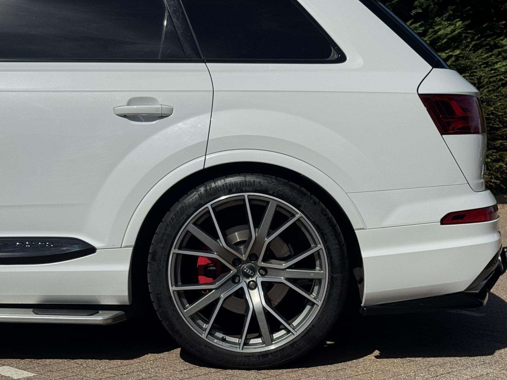 2018 AUDI SQ7 2018 AUDI SQ7