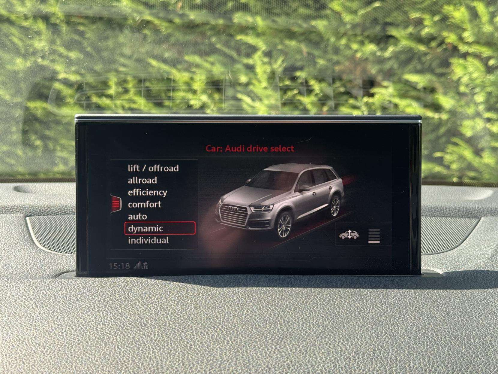 2018 AUDI SQ7 2018 AUDI SQ7
